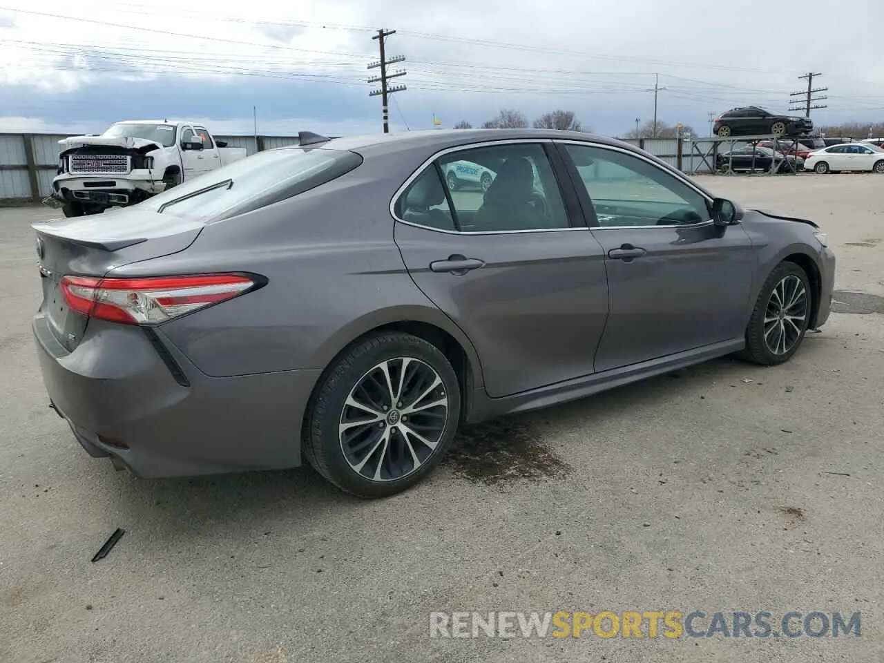 3 Photograph of a damaged car 4T1B11HK8KU708389 TOYOTA CAMRY 2019