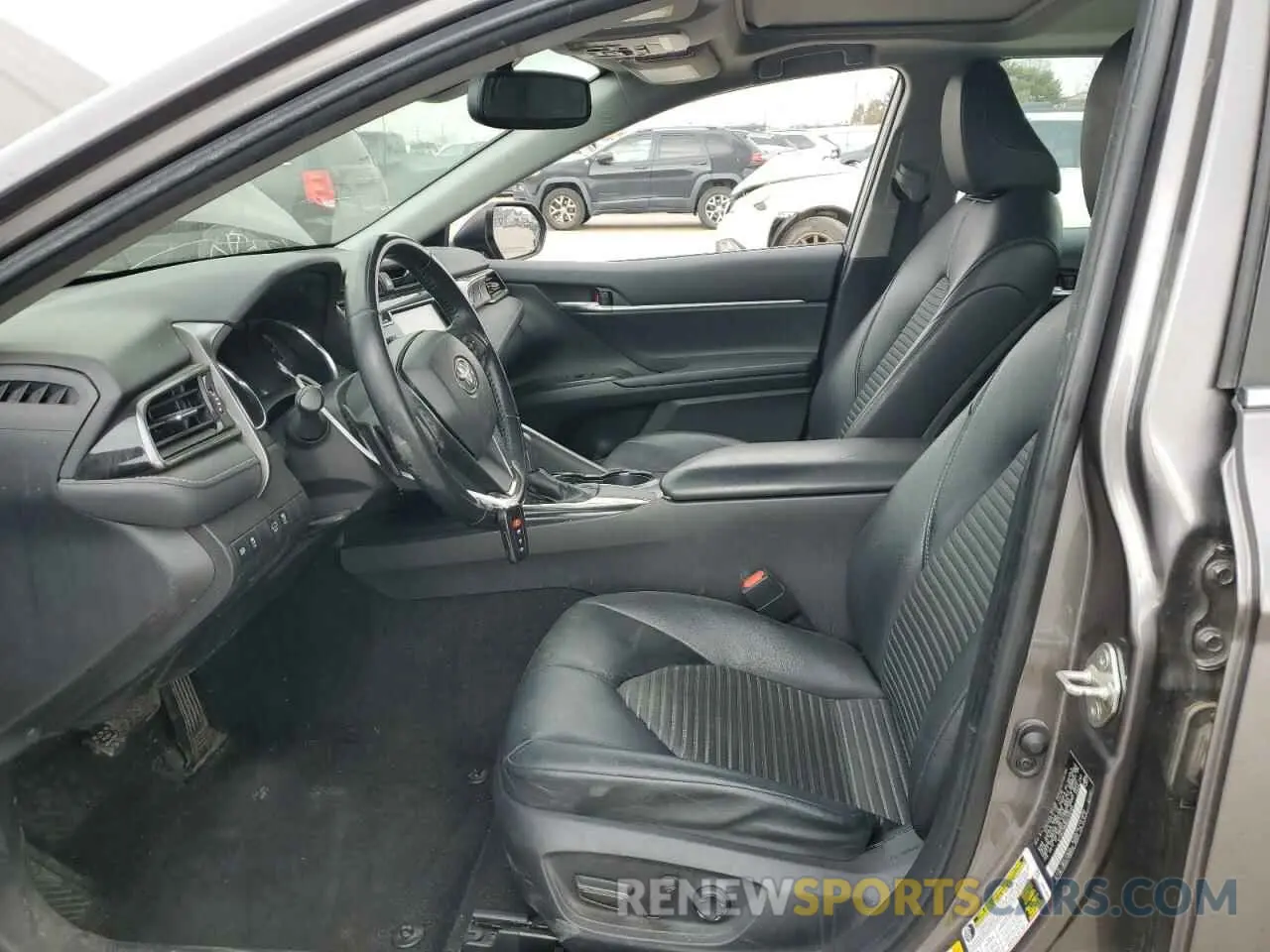 7 Photograph of a damaged car 4T1B11HK8KU708389 TOYOTA CAMRY 2019