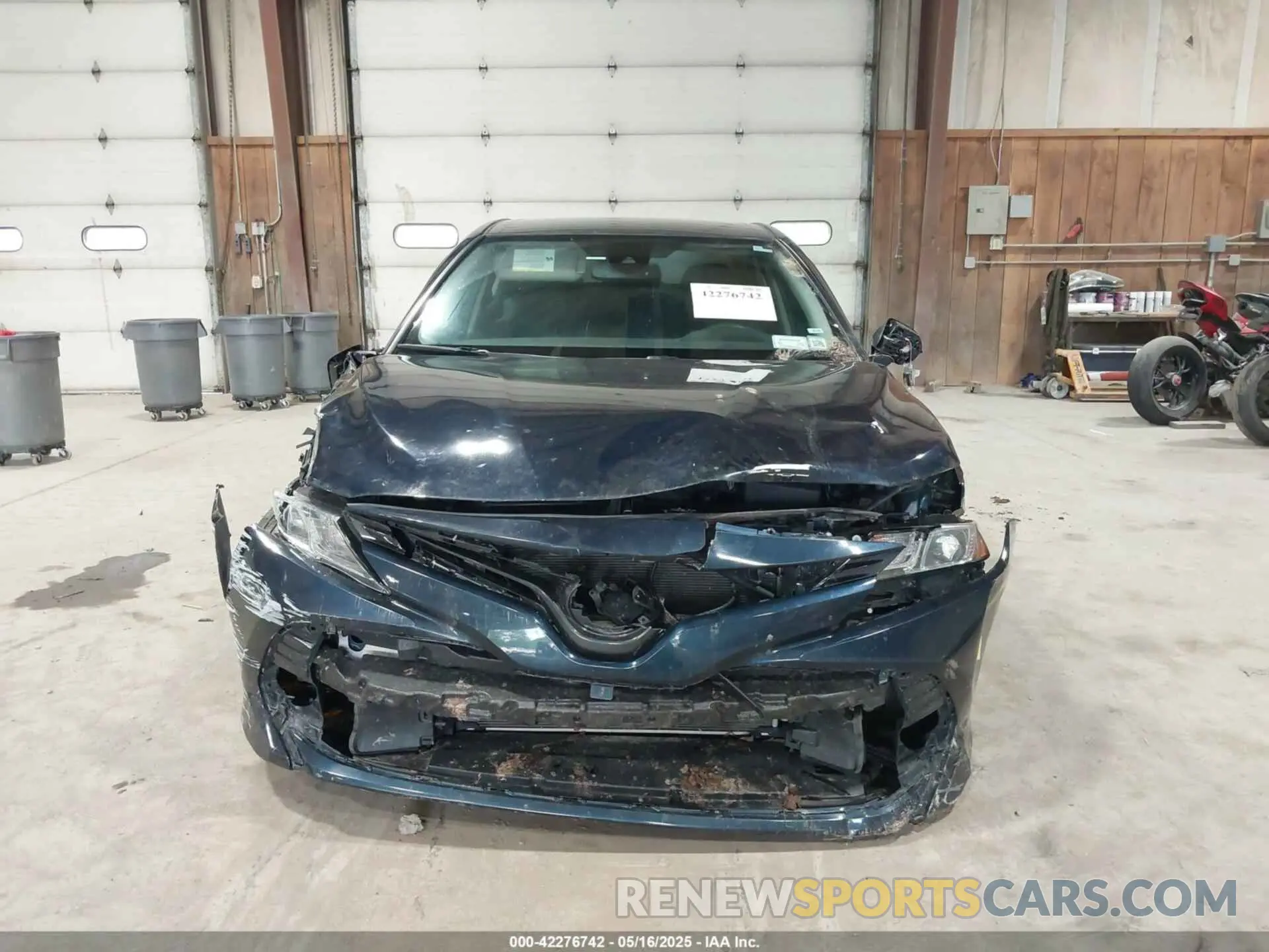 13 Photograph of a damaged car 4T1B11HK8KU709218 TOYOTA CAMRY 2019