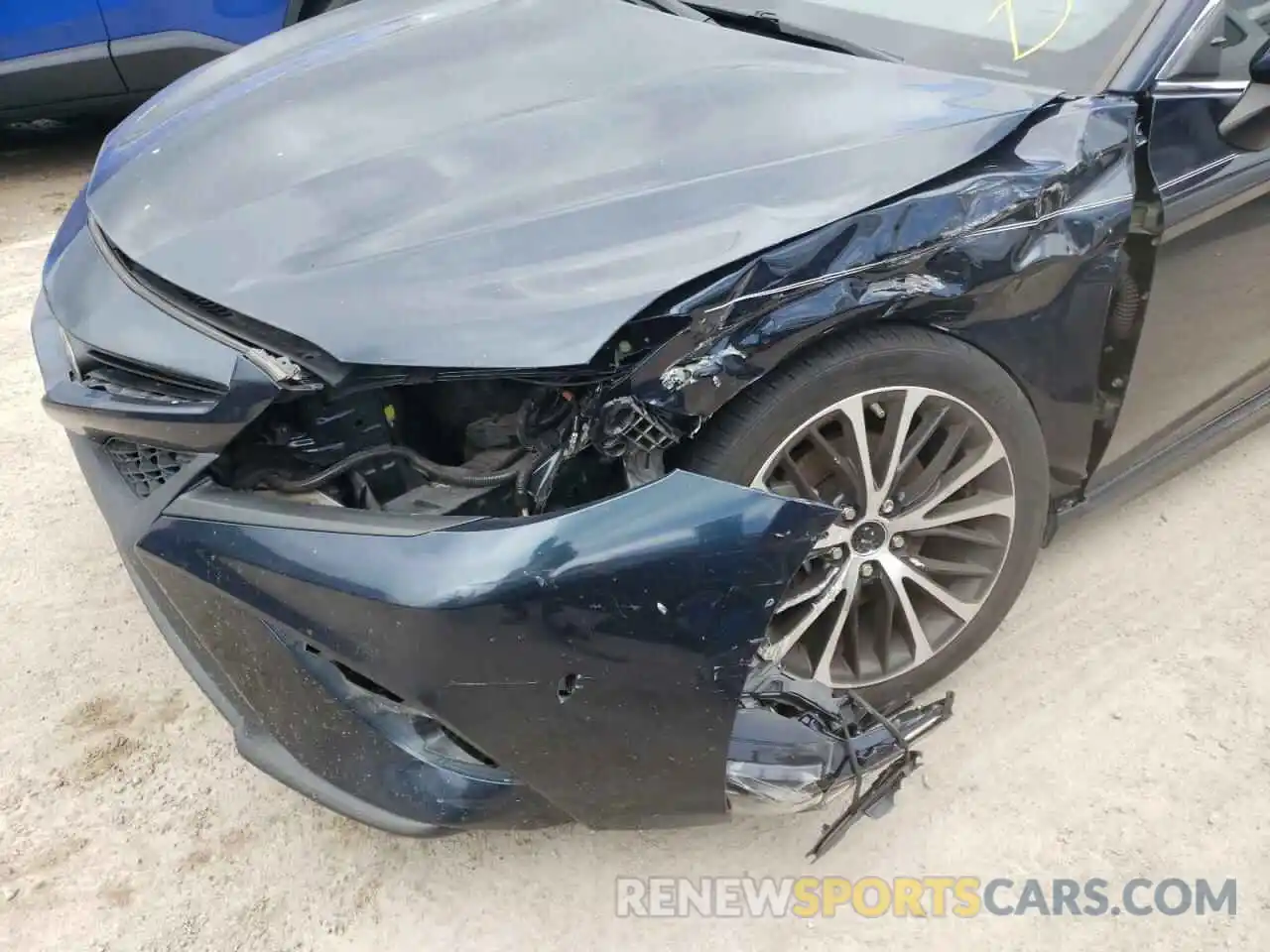 9 Photograph of a damaged car 4T1B11HK8KU710580 TOYOTA CAMRY 2019