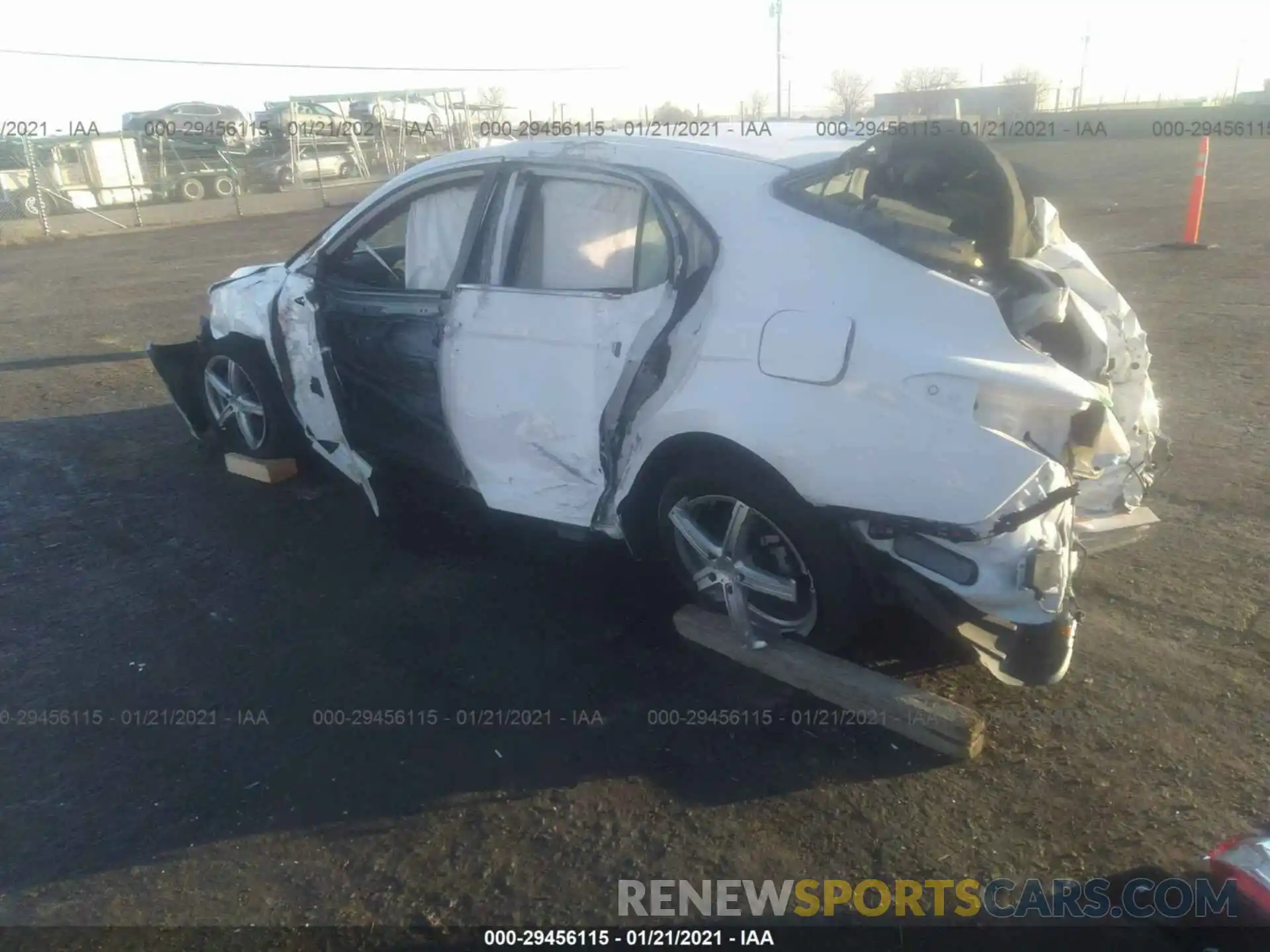 3 Photograph of a damaged car 4T1B11HK8KU711289 TOYOTA CAMRY 2019