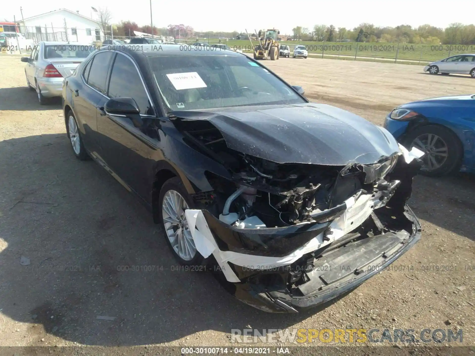 1 Photograph of a damaged car 4T1B11HK8KU711728 TOYOTA CAMRY 2019