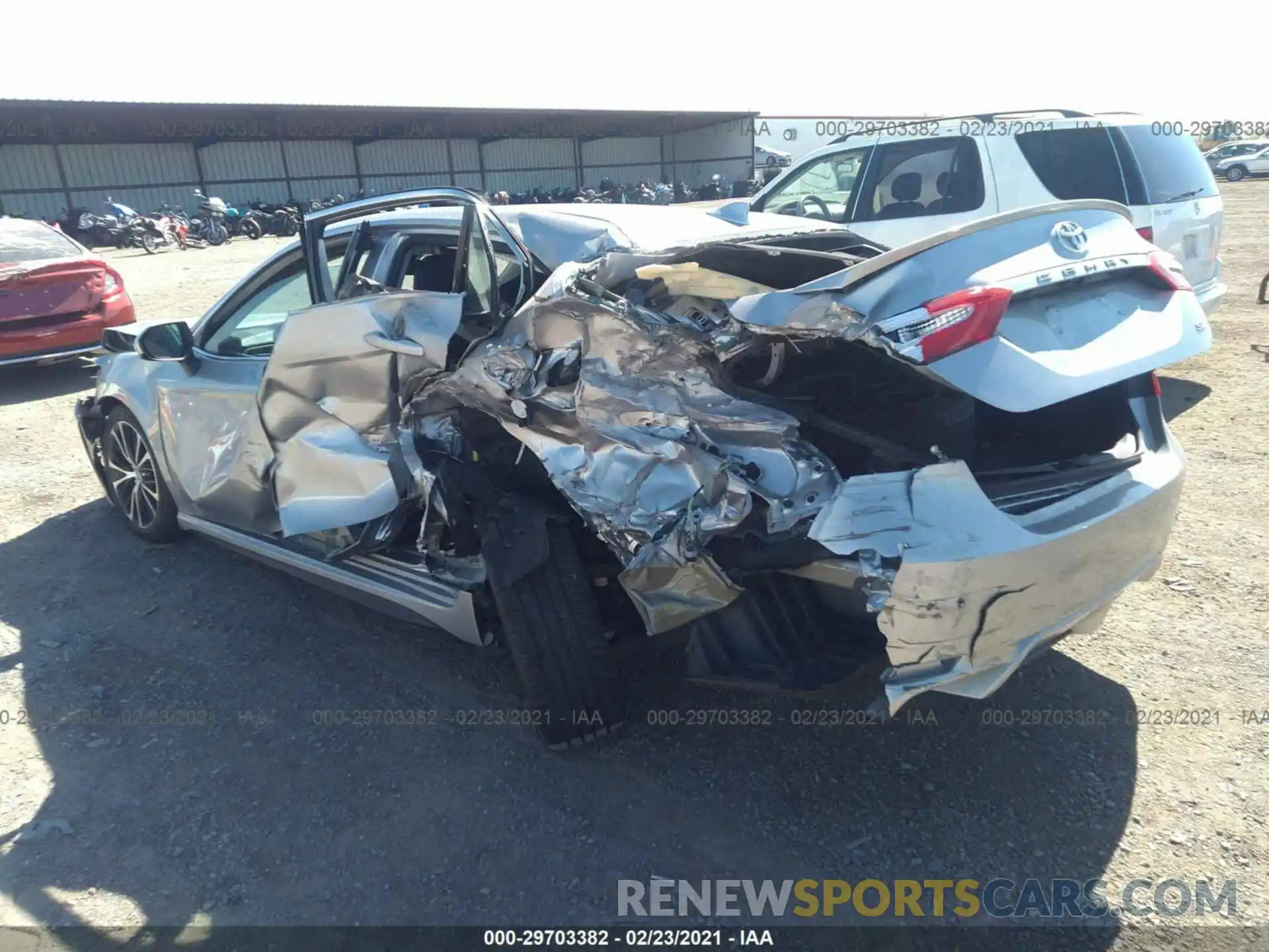 3 Photograph of a damaged car 4T1B11HK8KU713382 TOYOTA CAMRY 2019