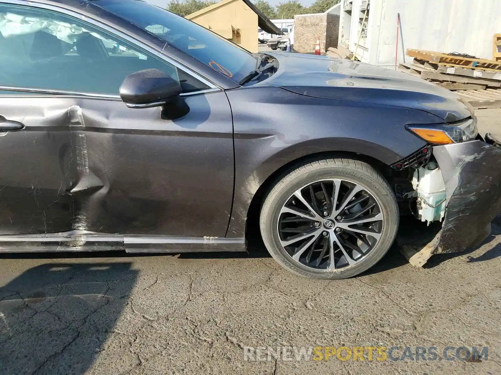 9 Photograph of a damaged car 4T1B11HK8KU713592 TOYOTA CAMRY 2019