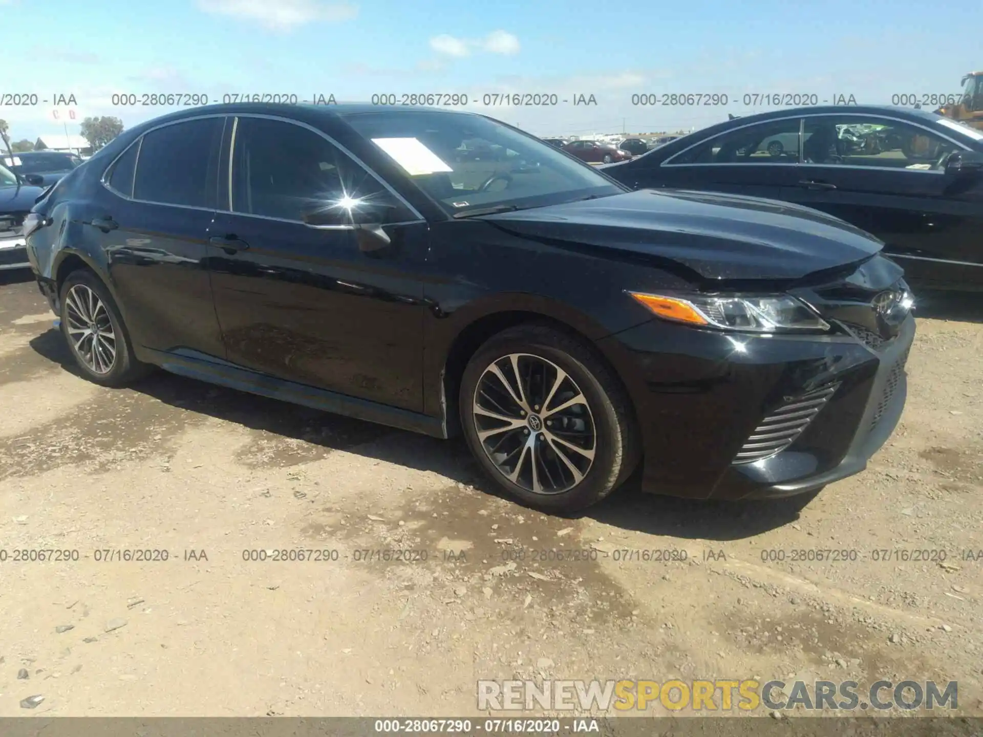 1 Photograph of a damaged car 4T1B11HK8KU713740 TOYOTA CAMRY 2019