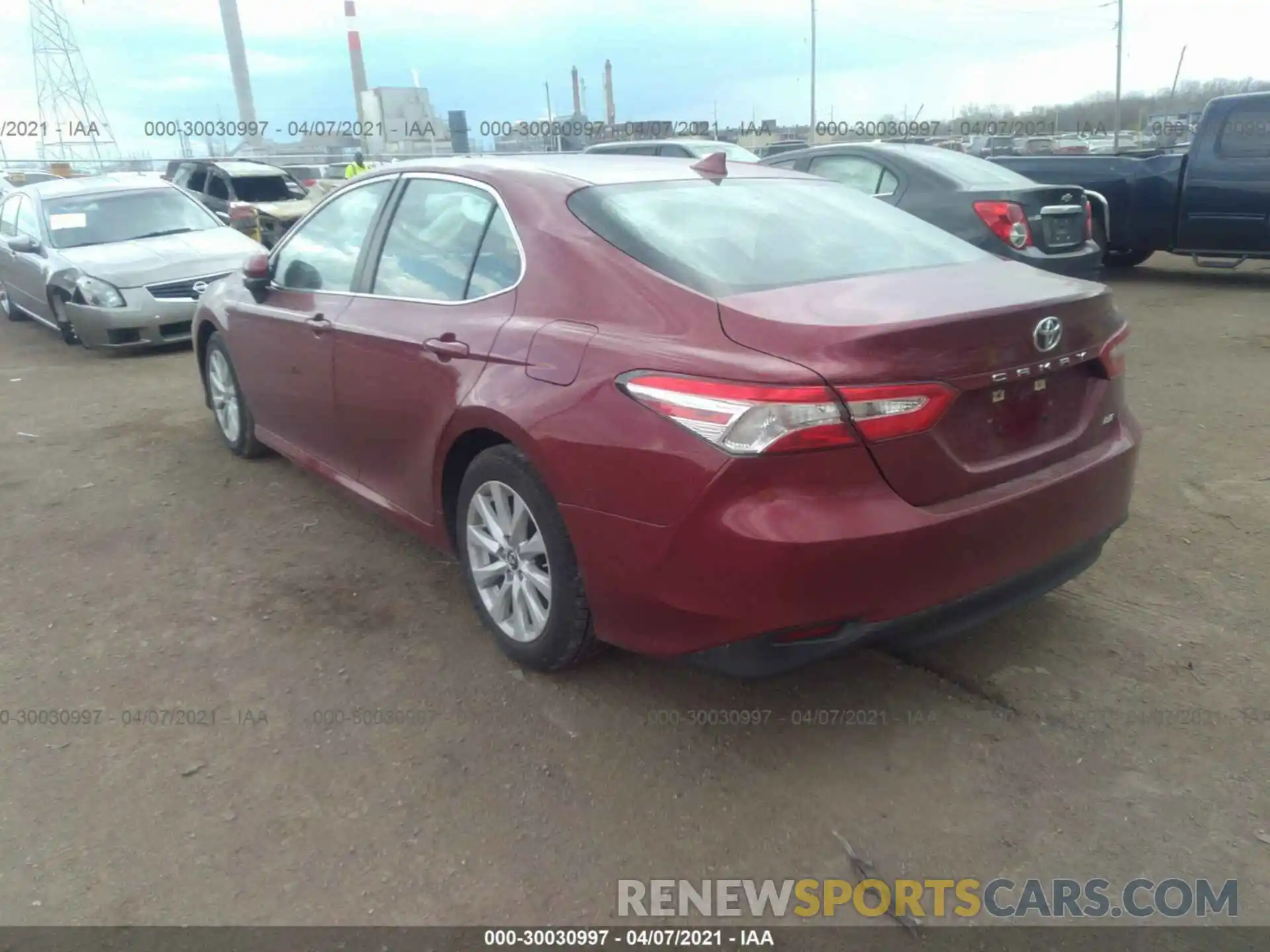 3 Photograph of a damaged car 4T1B11HK8KU719800 TOYOTA CAMRY 2019