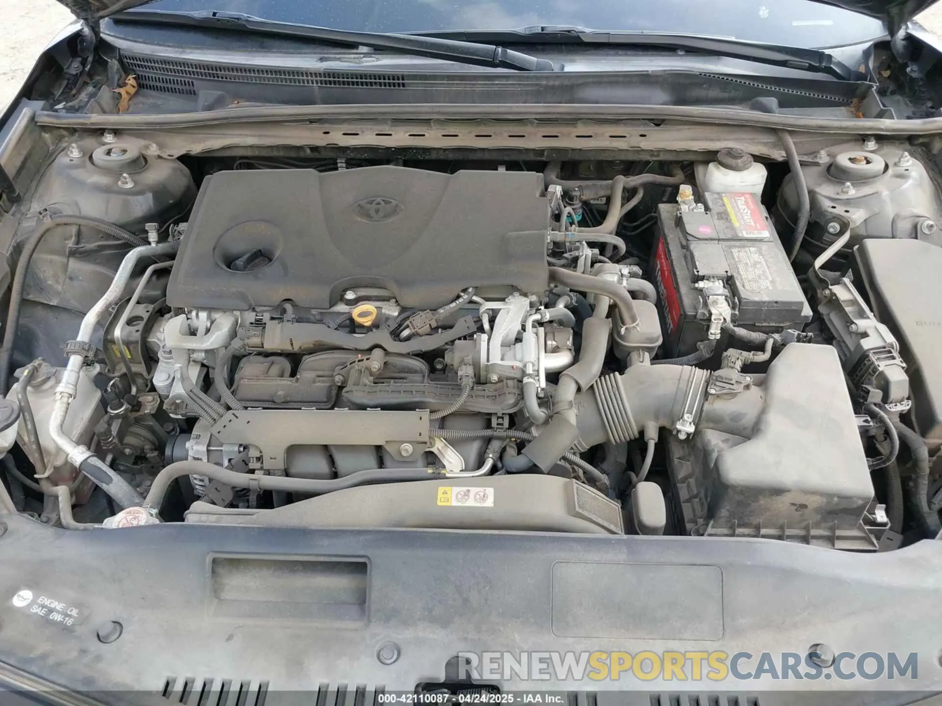 10 Photograph of a damaged car 4T1B11HK8KU721269 TOYOTA CAMRY 2019
