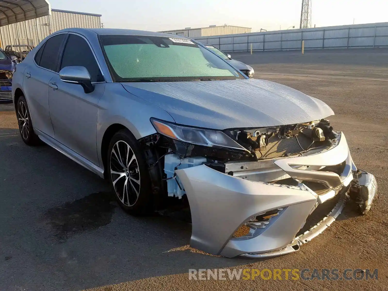 1 Photograph of a damaged car 4T1B11HK8KU723698 TOYOTA CAMRY 2019