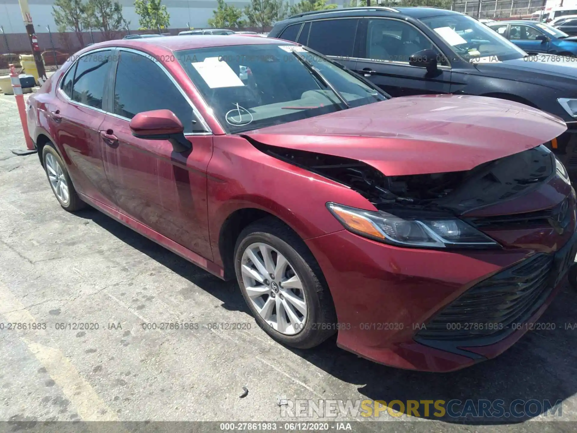 1 Photograph of a damaged car 4T1B11HK8KU725628 TOYOTA CAMRY 2019