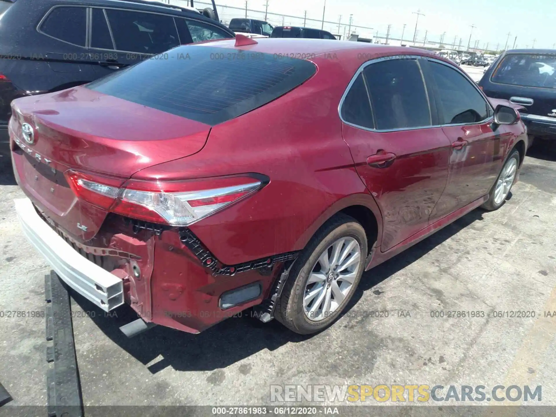 4 Photograph of a damaged car 4T1B11HK8KU725628 TOYOTA CAMRY 2019