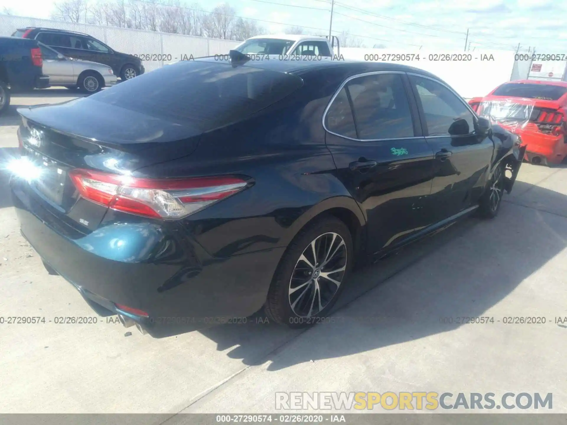 4 Photograph of a damaged car 4T1B11HK8KU726892 TOYOTA CAMRY 2019