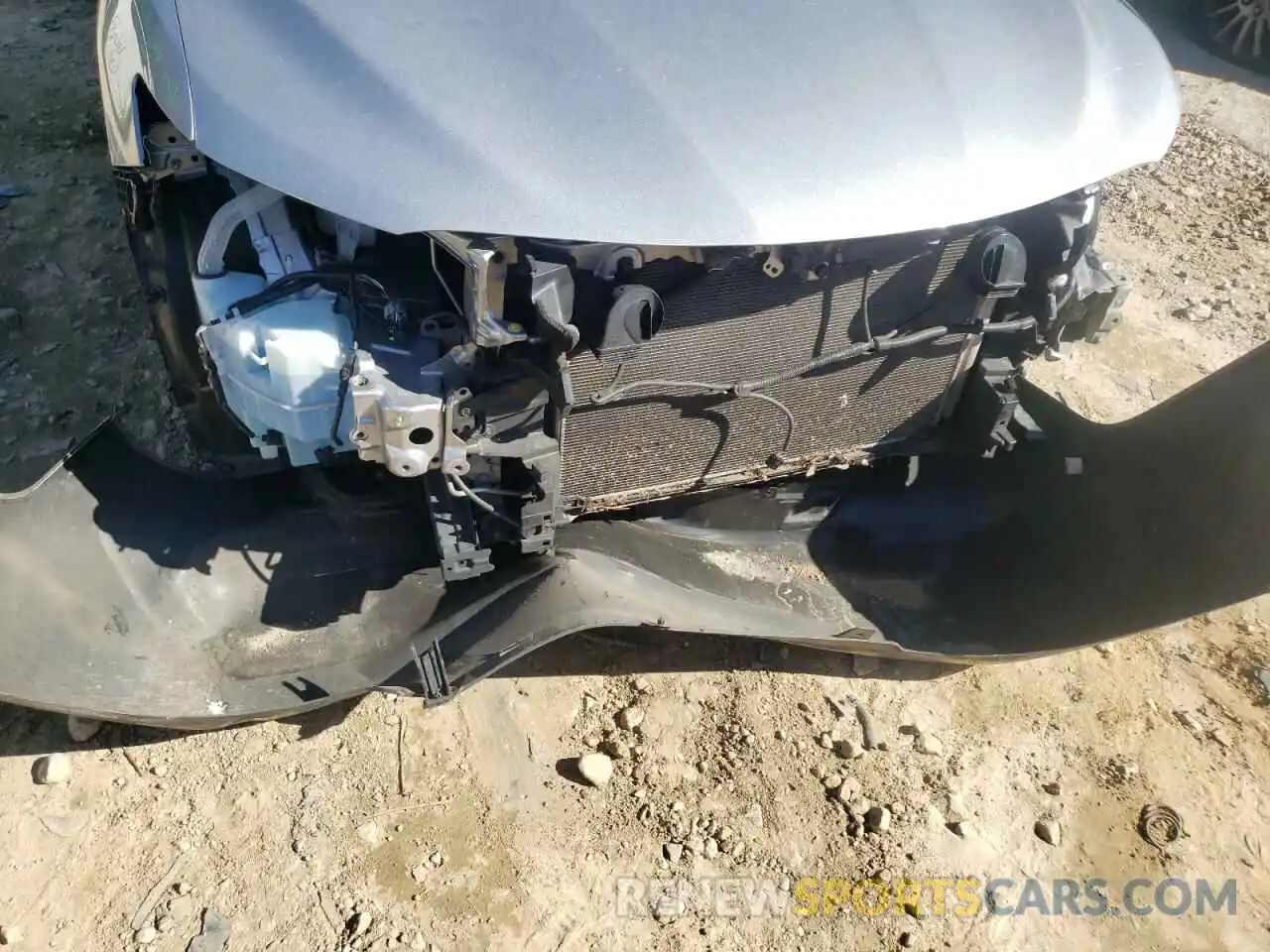 9 Photograph of a damaged car 4T1B11HK8KU727833 TOYOTA CAMRY 2019