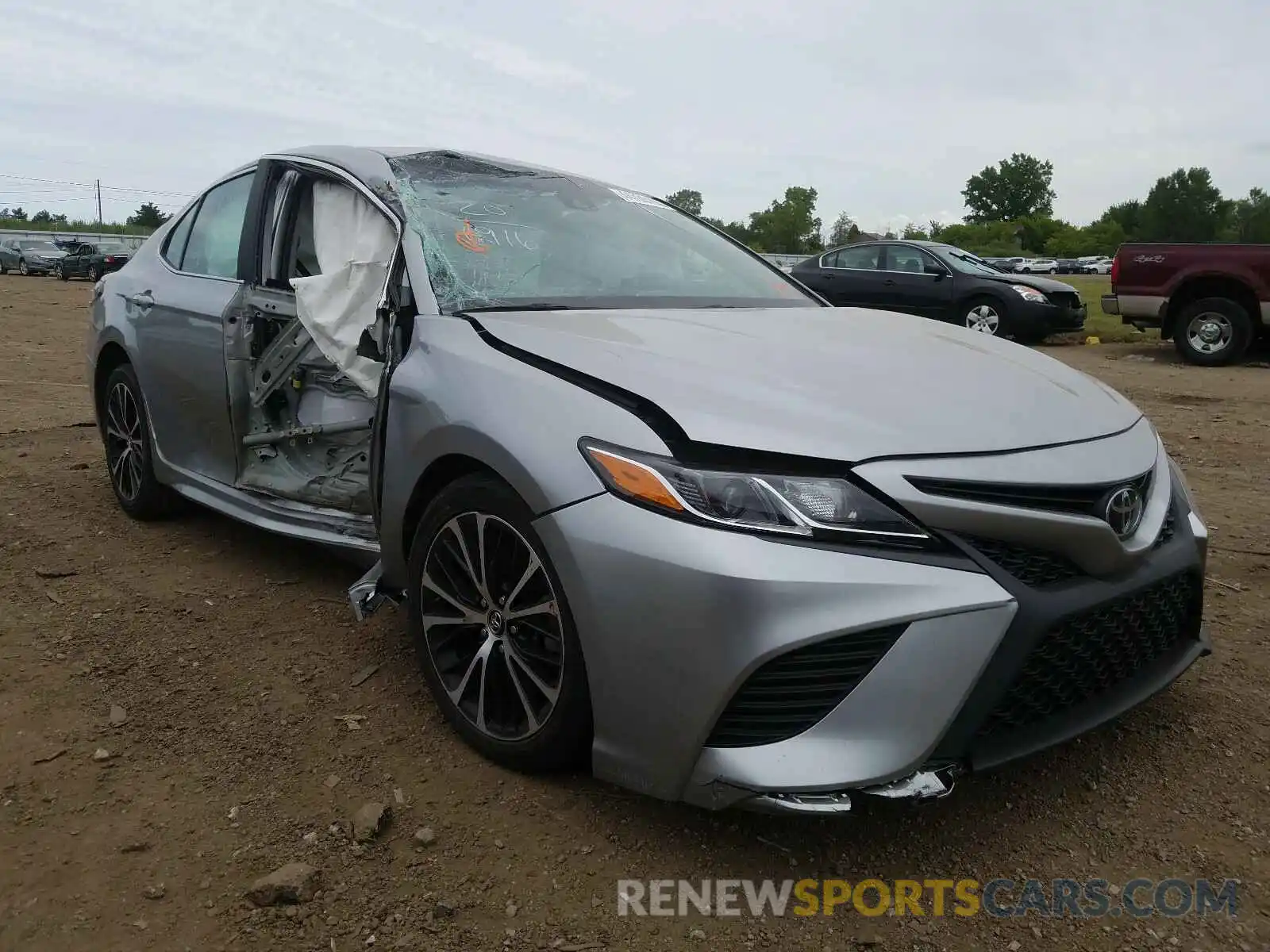 1 Photograph of a damaged car 4T1B11HK8KU730649 TOYOTA CAMRY 2019