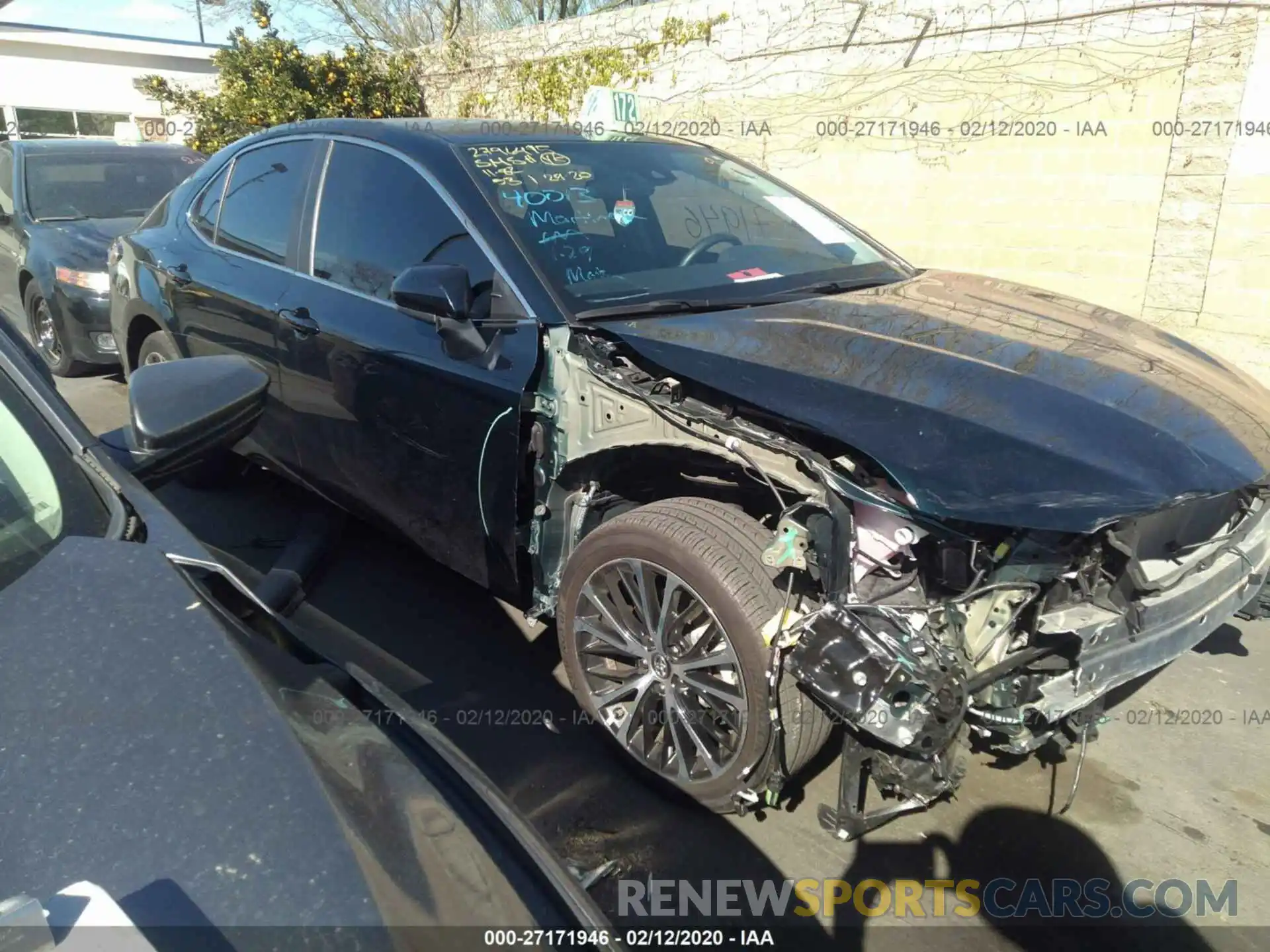 1 Photograph of a damaged car 4T1B11HK8KU733759 TOYOTA CAMRY 2019