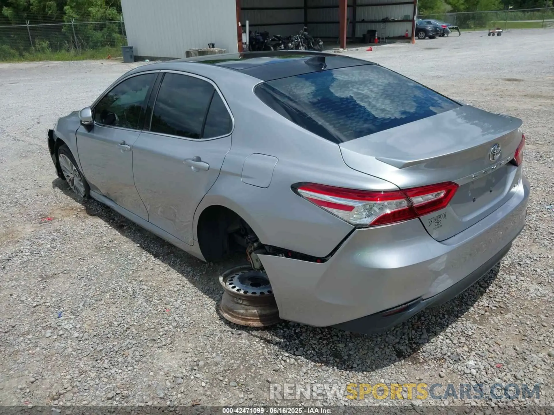 3 Photograph of a damaged car 4T1B11HK8KU734023 TOYOTA CAMRY 2019