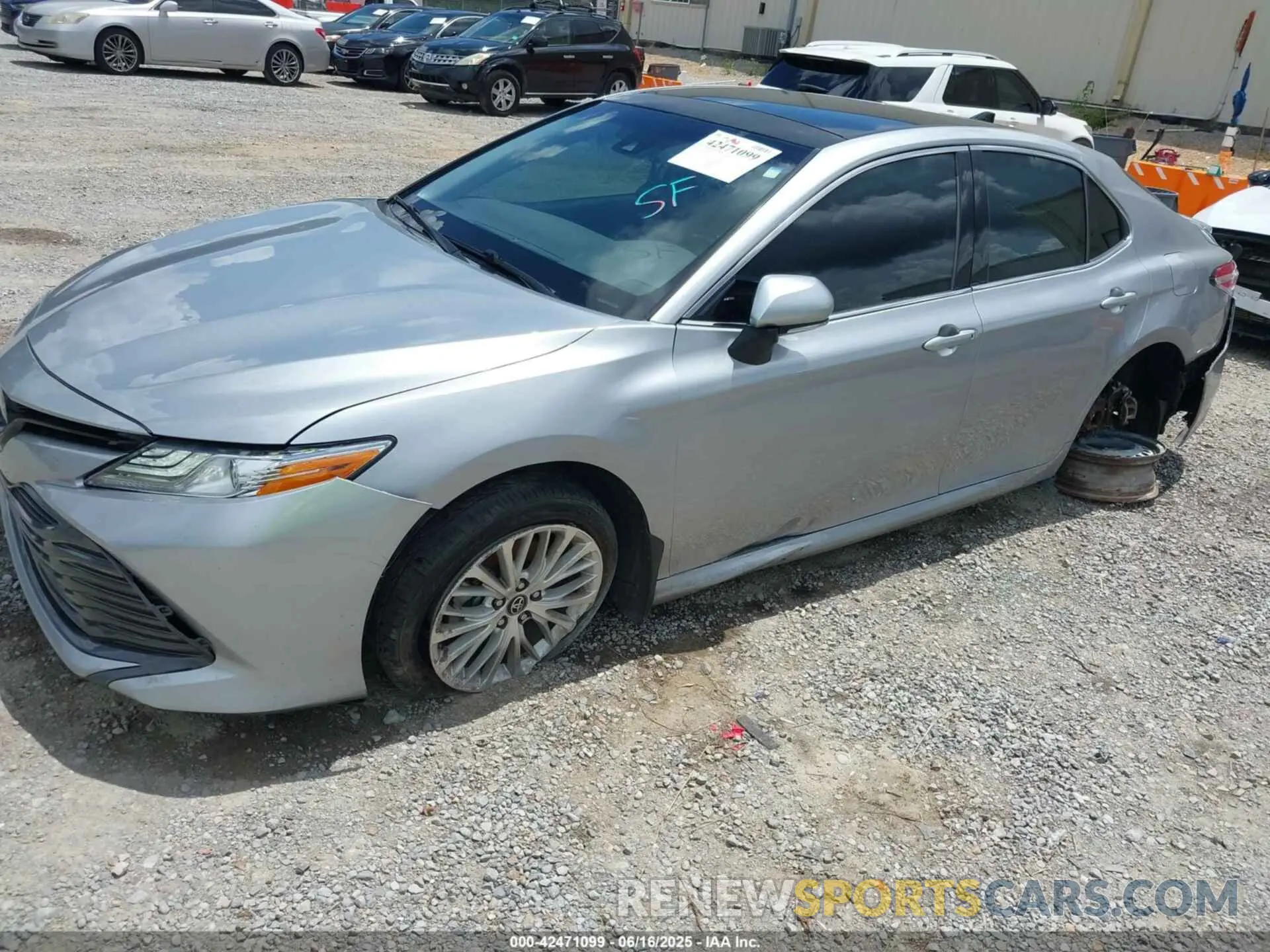 6 Photograph of a damaged car 4T1B11HK8KU734023 TOYOTA CAMRY 2019