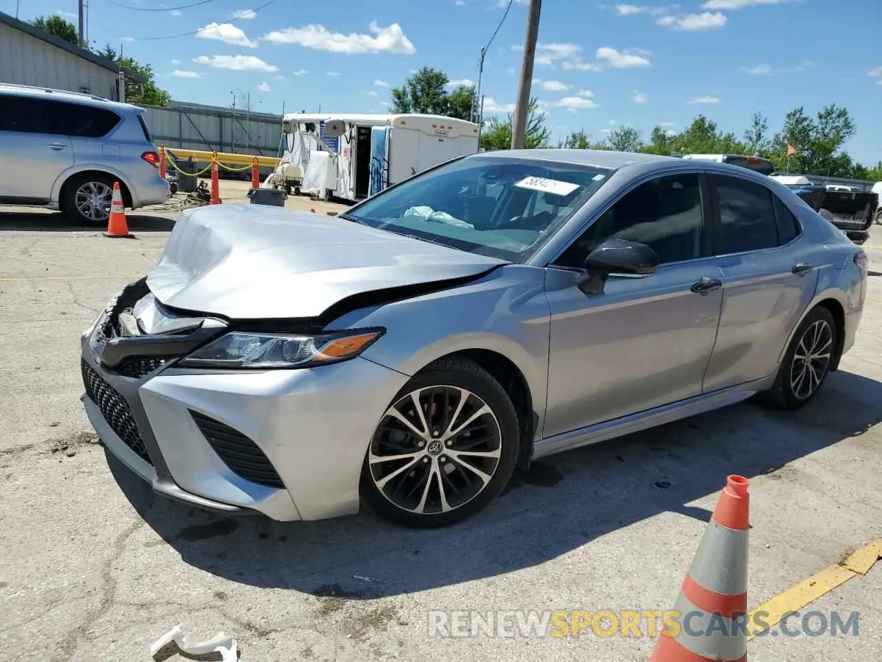 1 Photograph of a damaged car 4T1B11HK8KU735219 TOYOTA CAMRY 2019