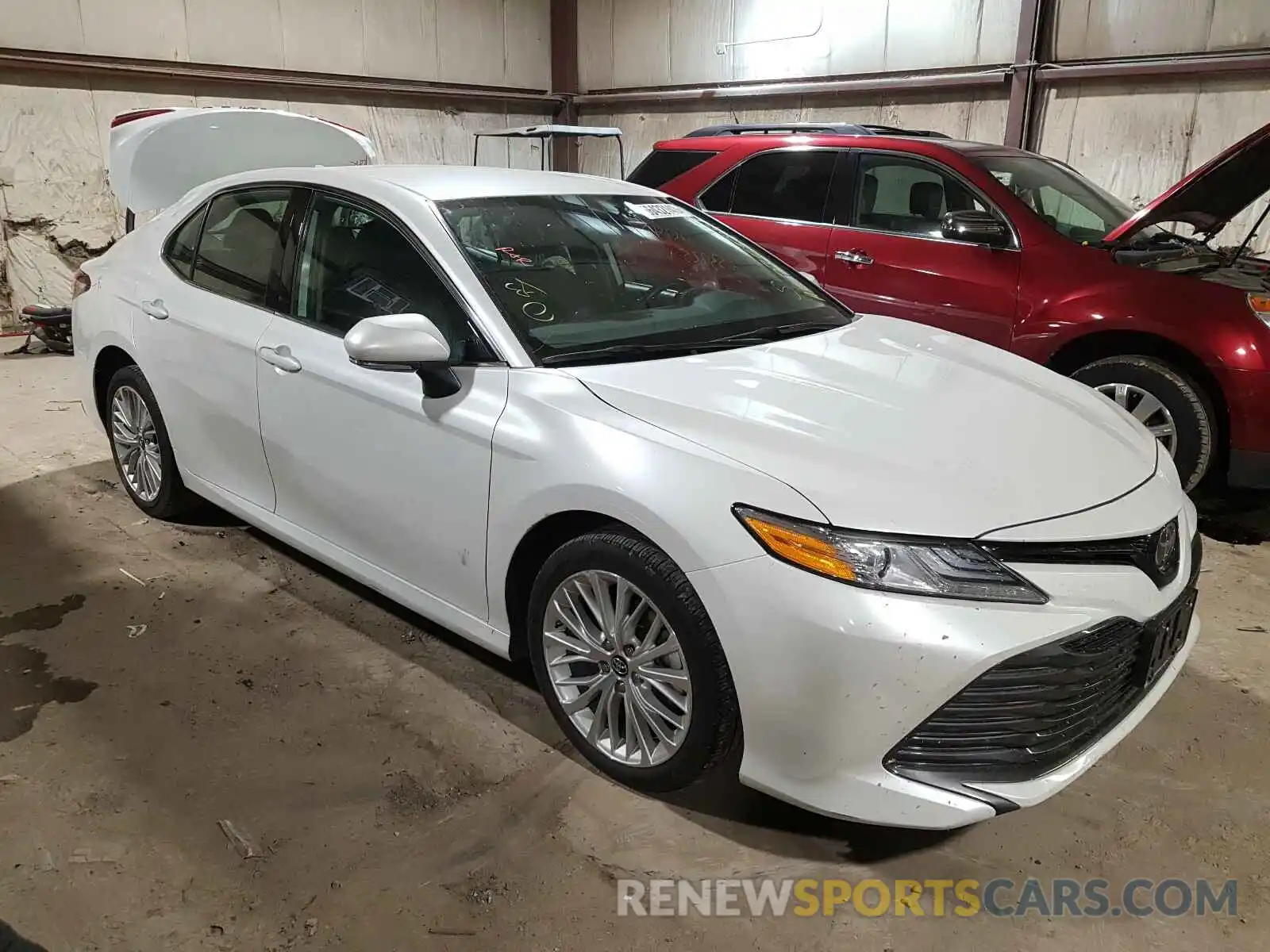 1 Photograph of a damaged car 4T1B11HK8KU735589 TOYOTA CAMRY 2019