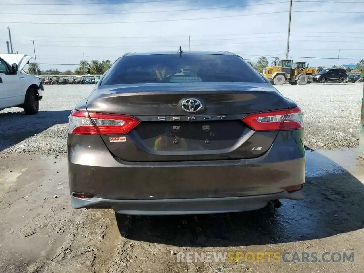 6 Photograph of a damaged car 4T1B11HK8KU736807 TOYOTA CAMRY 2019