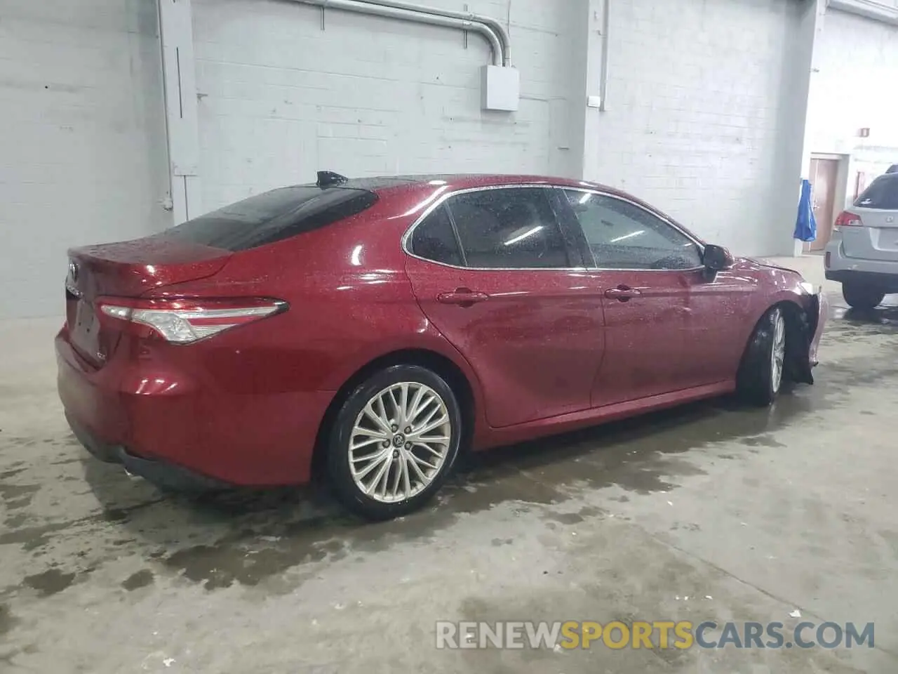 3 Photograph of a damaged car 4T1B11HK8KU738055 TOYOTA CAMRY 2019