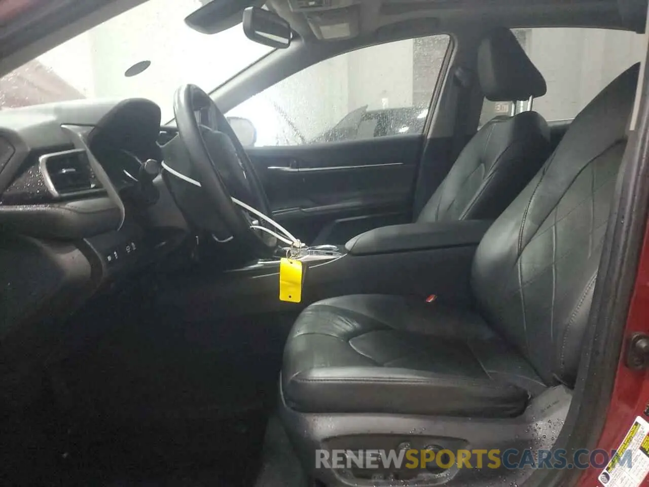 7 Photograph of a damaged car 4T1B11HK8KU738055 TOYOTA CAMRY 2019