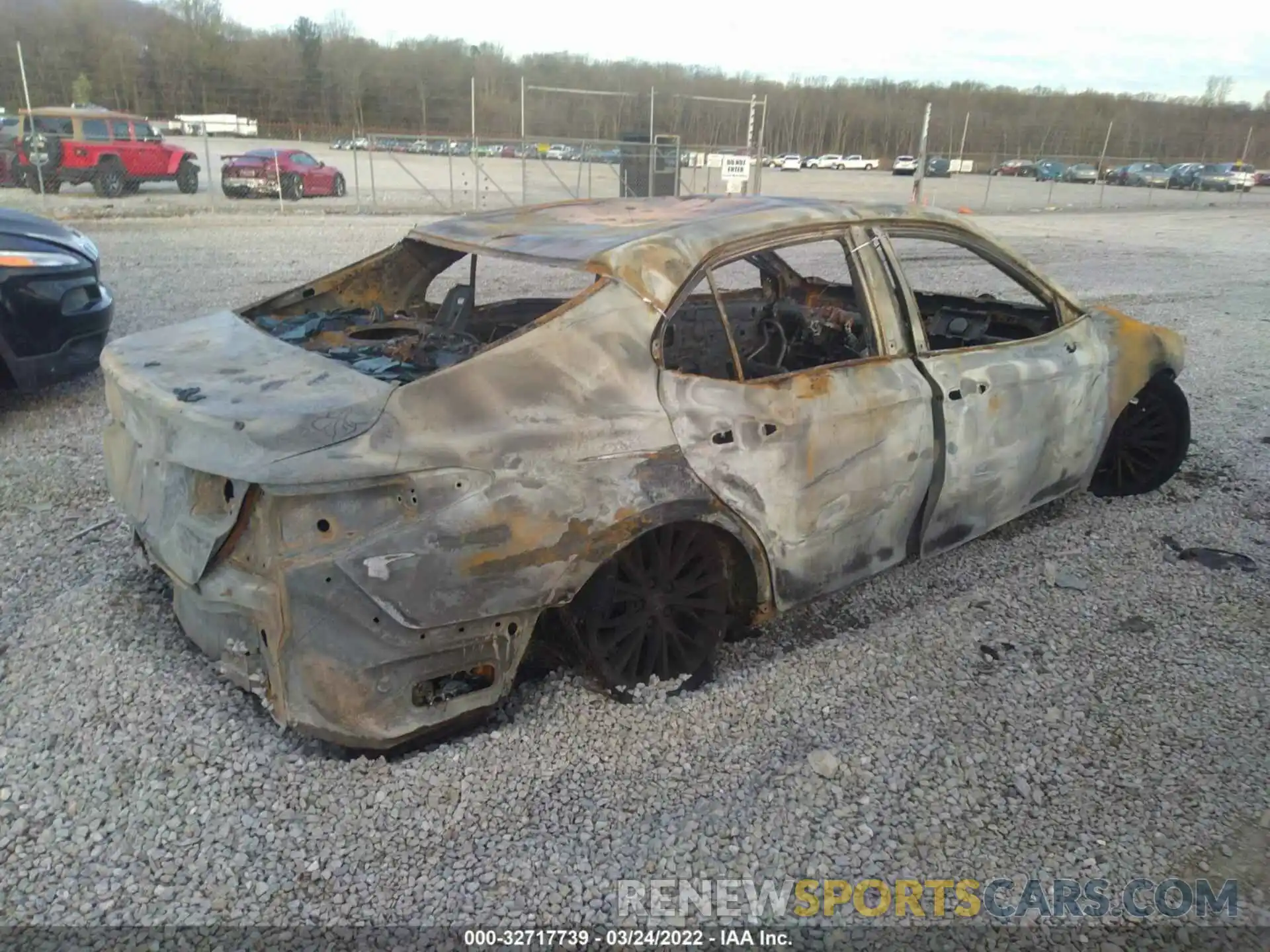 4 Photograph of a damaged car 4T1B11HK8KU741215 TOYOTA CAMRY 2019