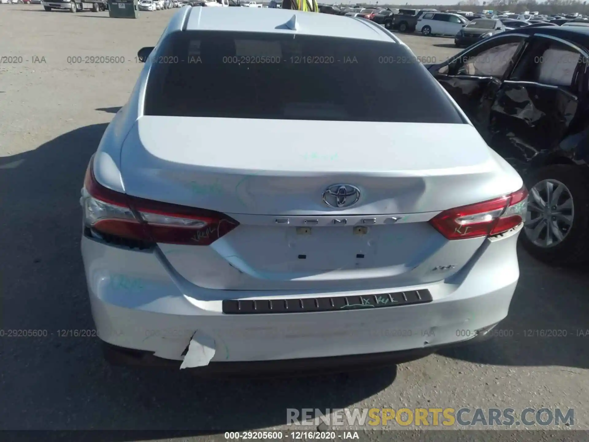 6 Photograph of a damaged car 4T1B11HK8KU742168 TOYOTA CAMRY 2019