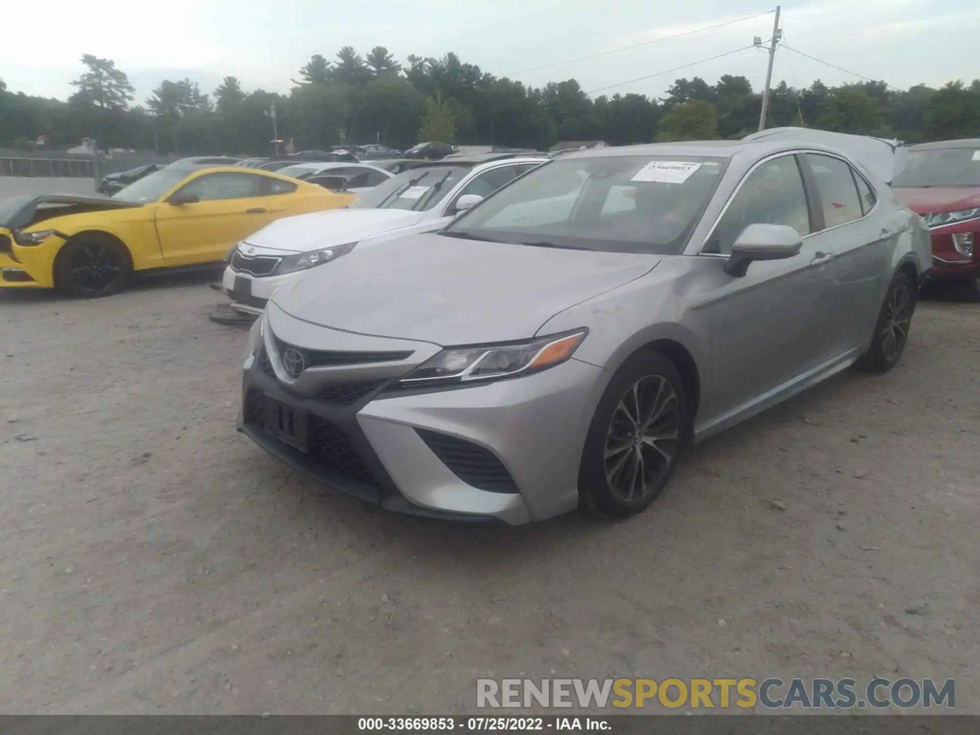 2 Photograph of a damaged car 4T1B11HK8KU743336 TOYOTA CAMRY 2019