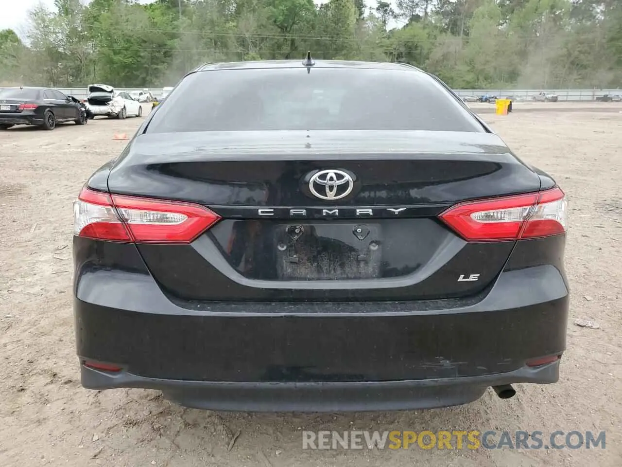 6 Photograph of a damaged car 4T1B11HK8KU746303 TOYOTA CAMRY 2019