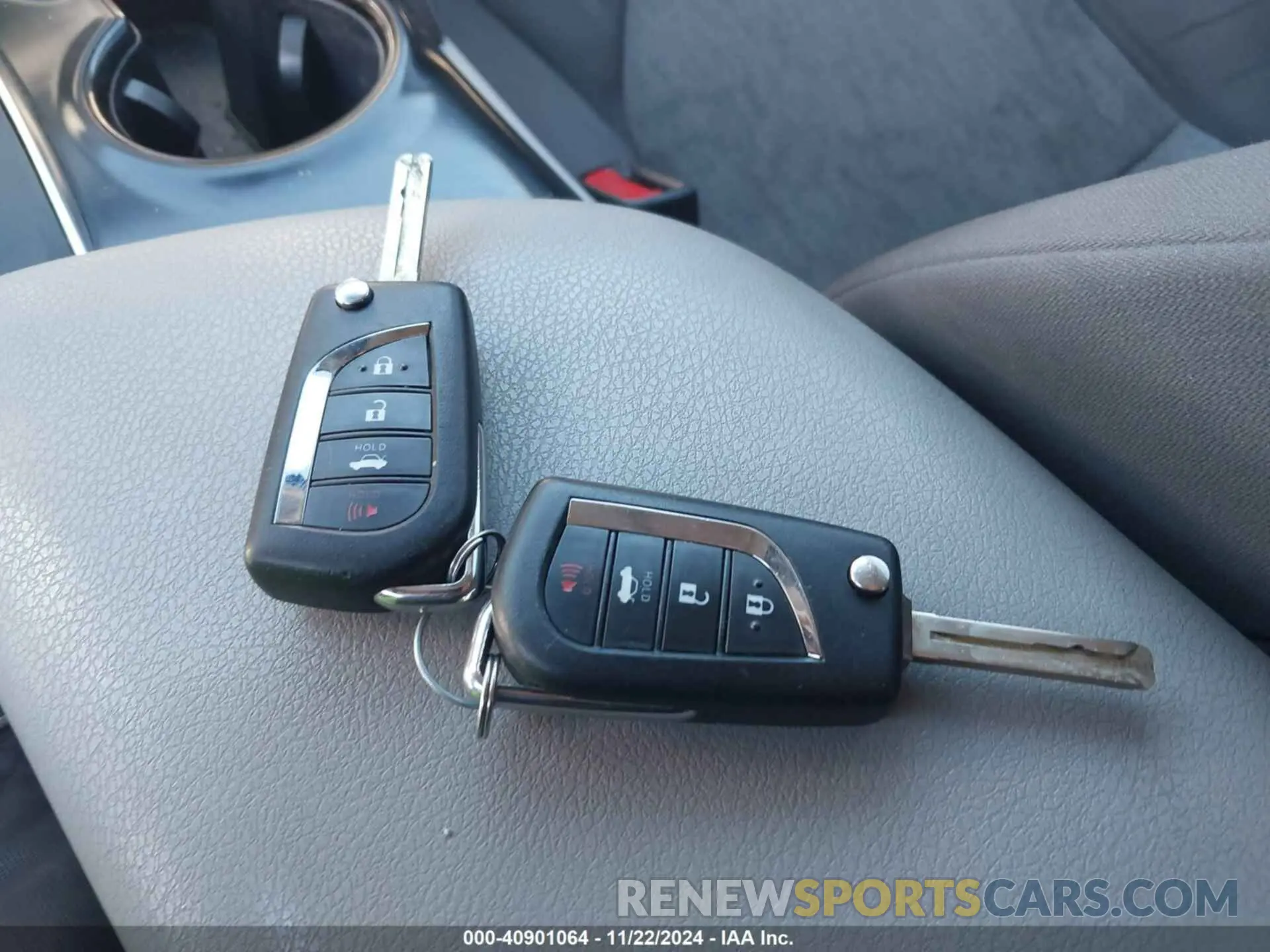 11 Photograph of a damaged car 4T1B11HK8KU746740 TOYOTA CAMRY 2019