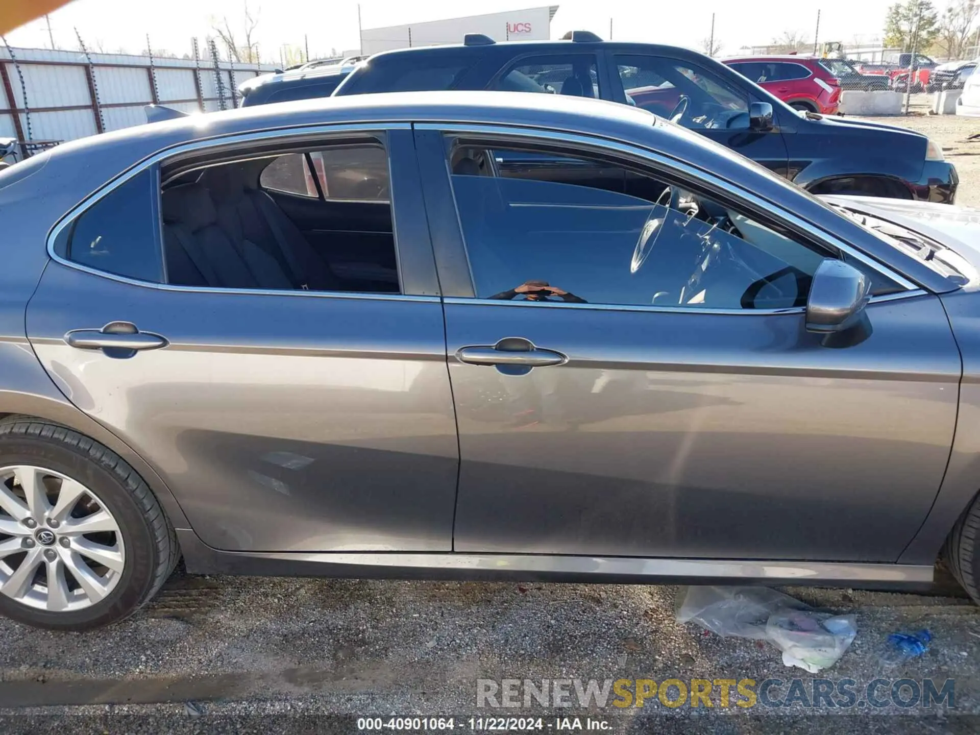 14 Photograph of a damaged car 4T1B11HK8KU746740 TOYOTA CAMRY 2019