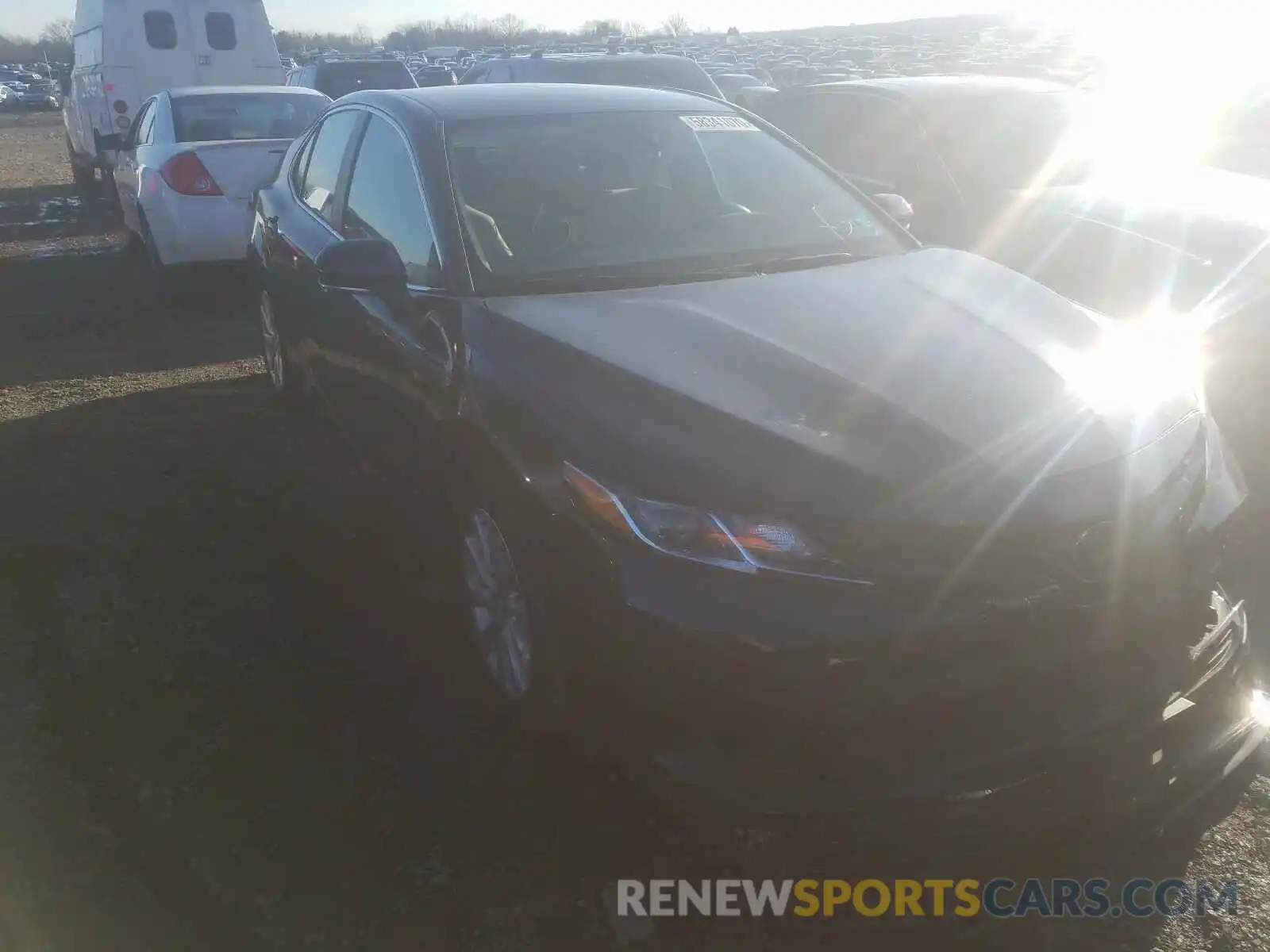 1 Photograph of a damaged car 4T1B11HK8KU747130 TOYOTA CAMRY 2019