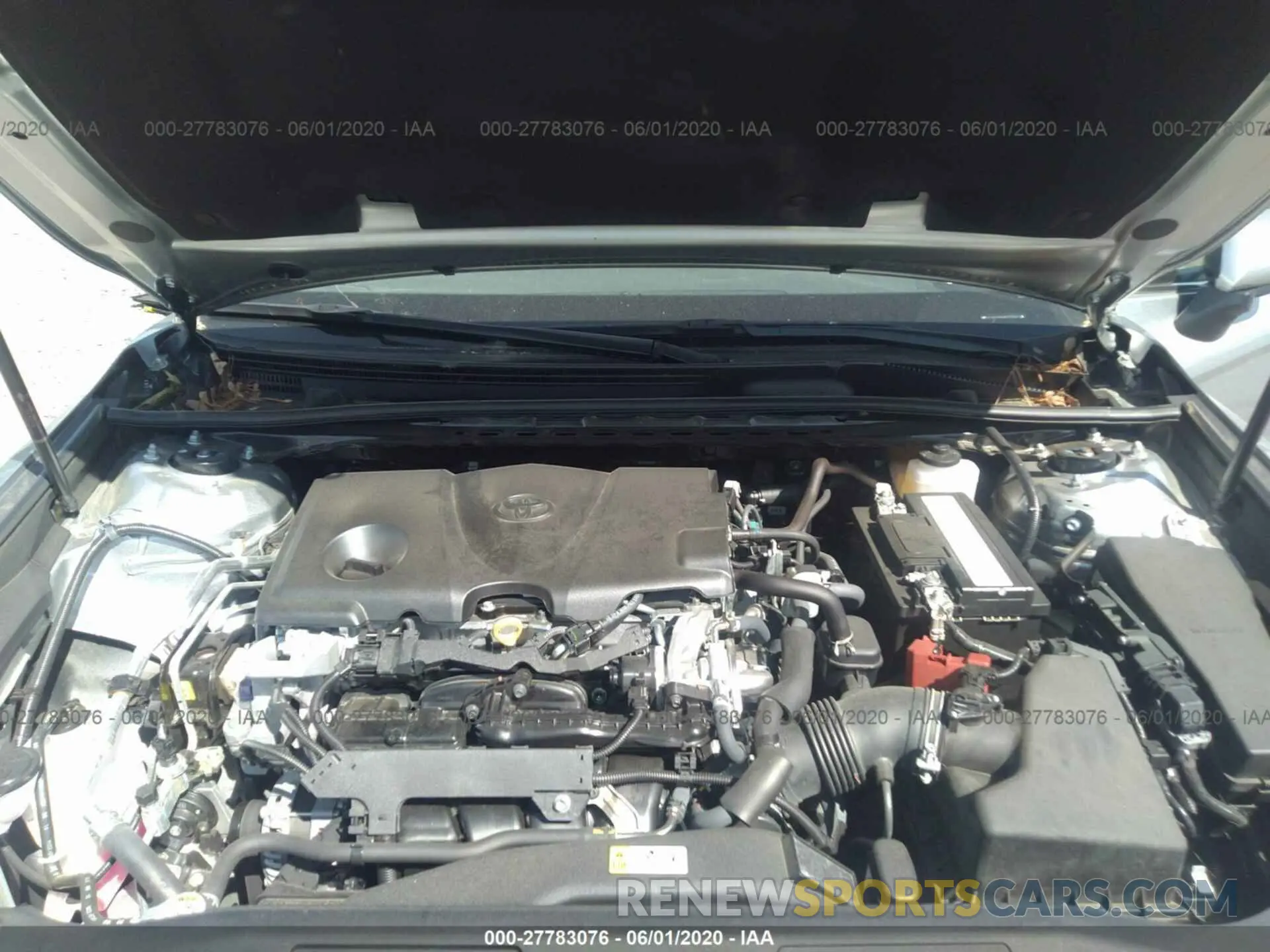 10 Photograph of a damaged car 4T1B11HK8KU750674 TOYOTA CAMRY 2019