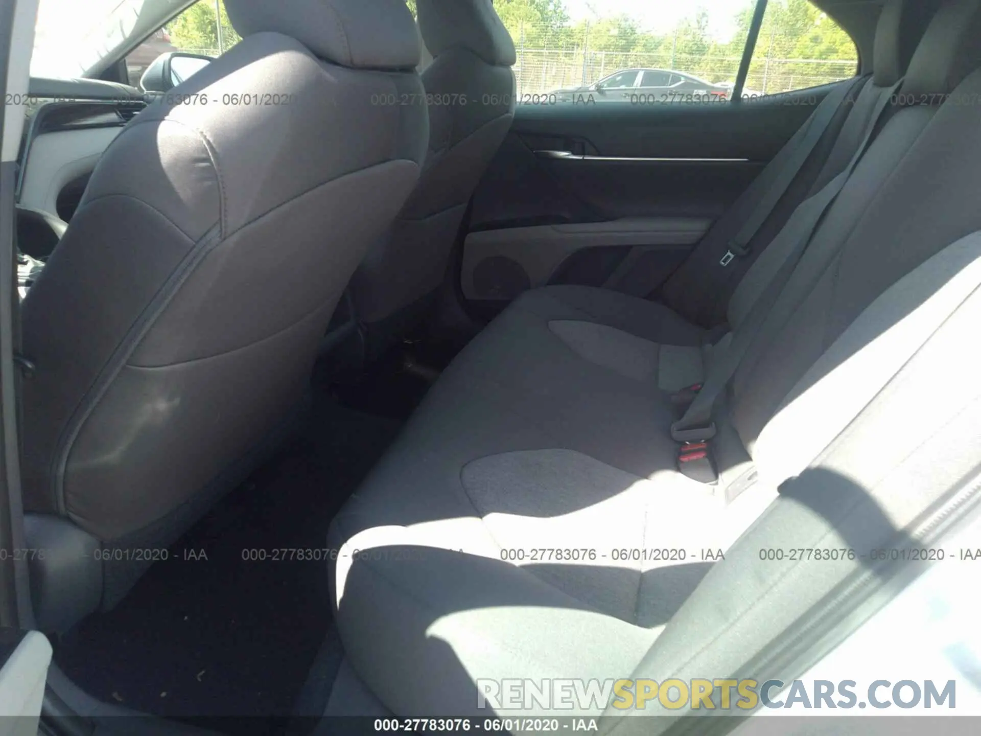 8 Photograph of a damaged car 4T1B11HK8KU750674 TOYOTA CAMRY 2019