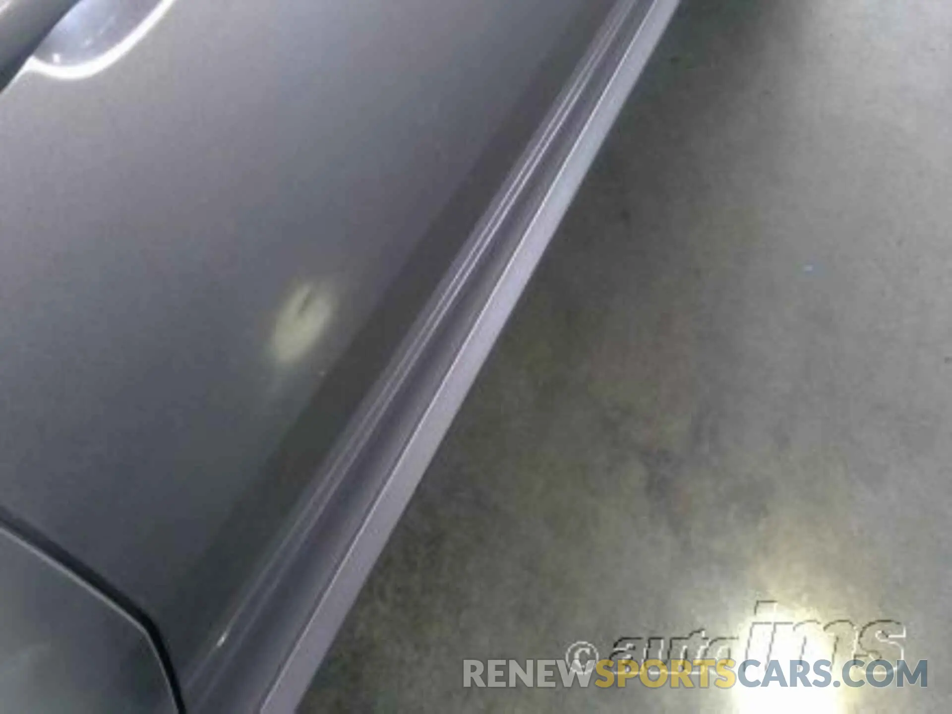 10 Photograph of a damaged car 4T1B11HK8KU751369 TOYOTA CAMRY 2019