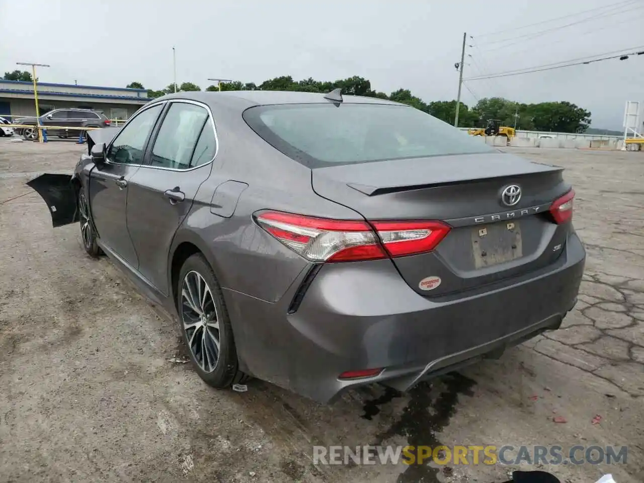 3 Photograph of a damaged car 4T1B11HK8KU759939 TOYOTA CAMRY 2019