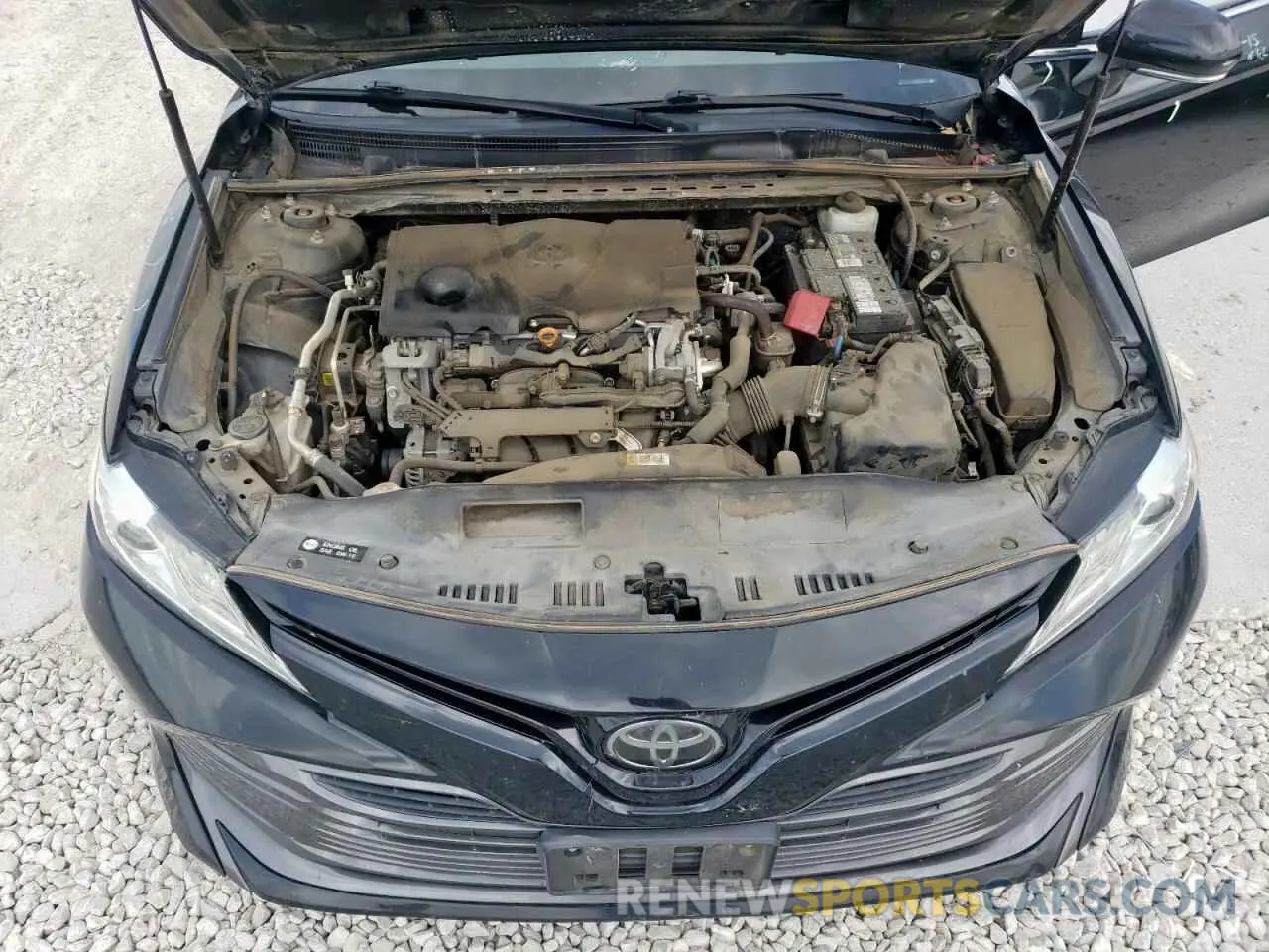 11 Photograph of a damaged car 4T1B11HK8KU760153 TOYOTA CAMRY 2019