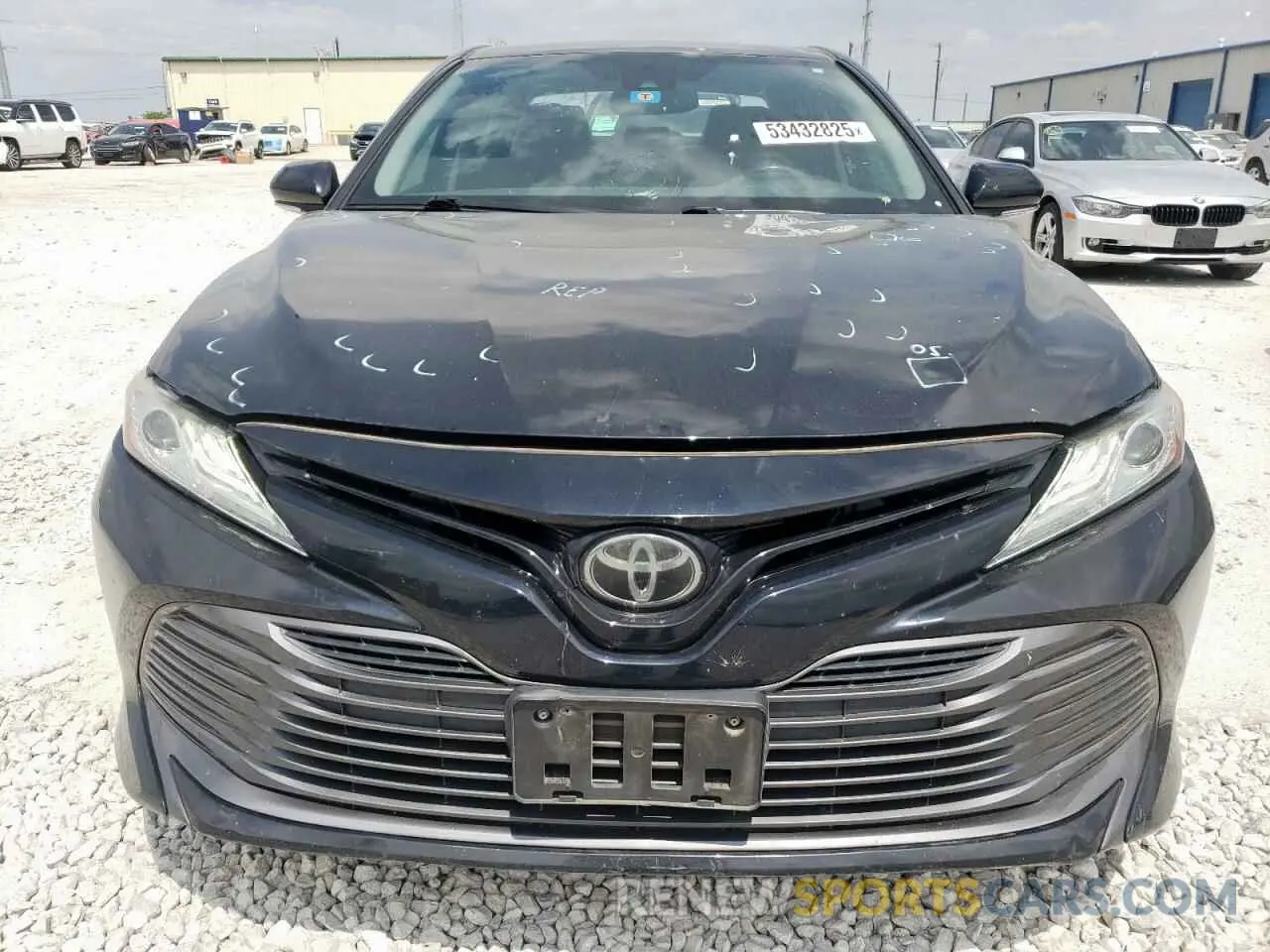 5 Photograph of a damaged car 4T1B11HK8KU760153 TOYOTA CAMRY 2019