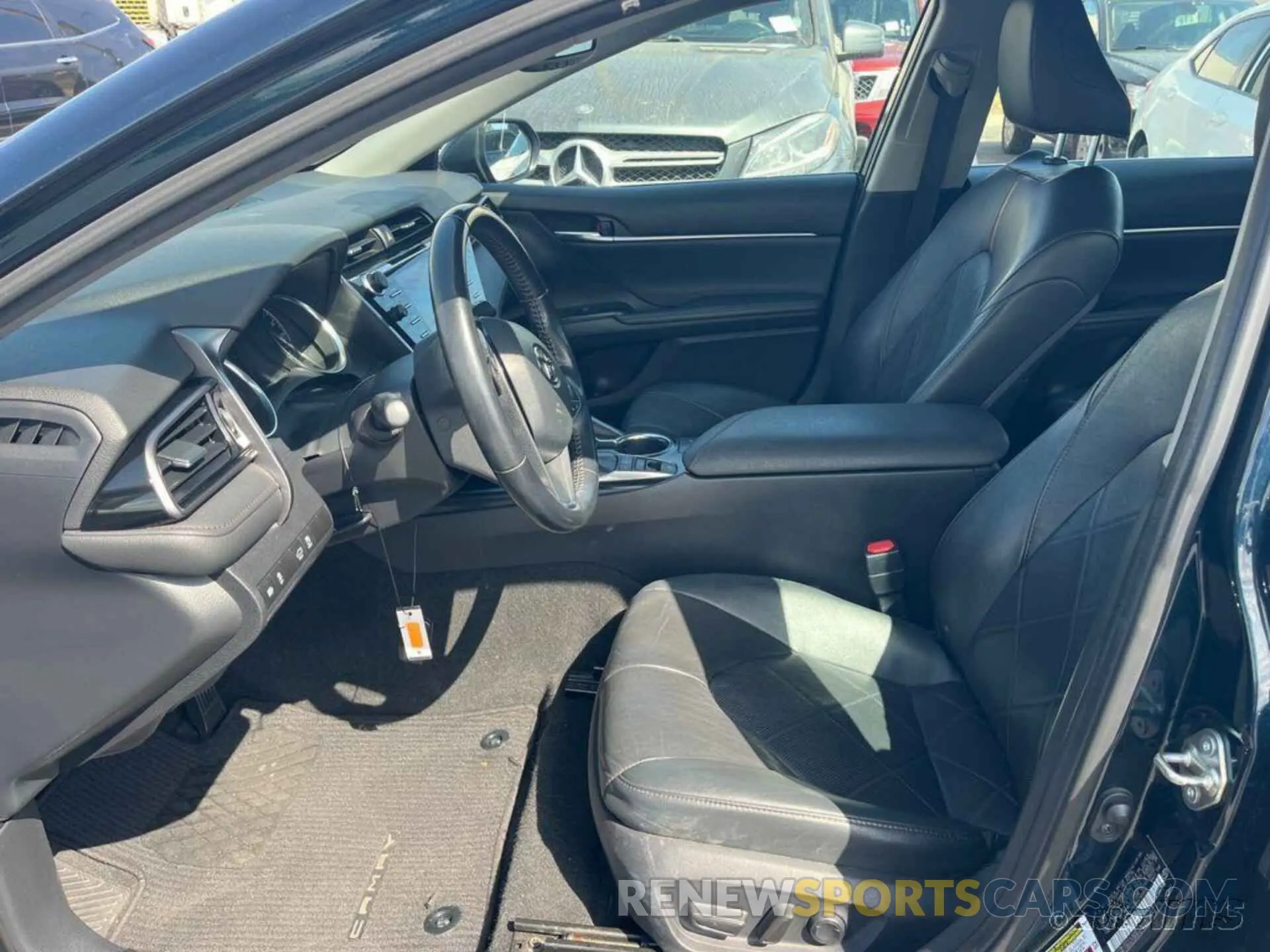 12 Photograph of a damaged car 4T1B11HK8KU760850 TOYOTA CAMRY 2019