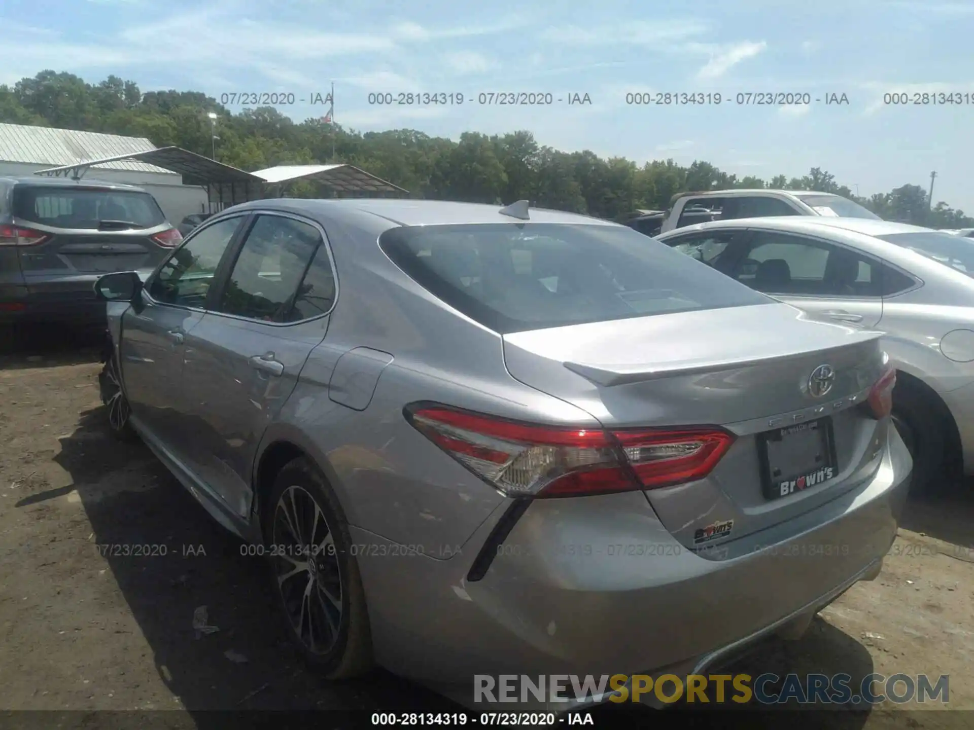 3 Photograph of a damaged car 4T1B11HK8KU773288 TOYOTA CAMRY 2019