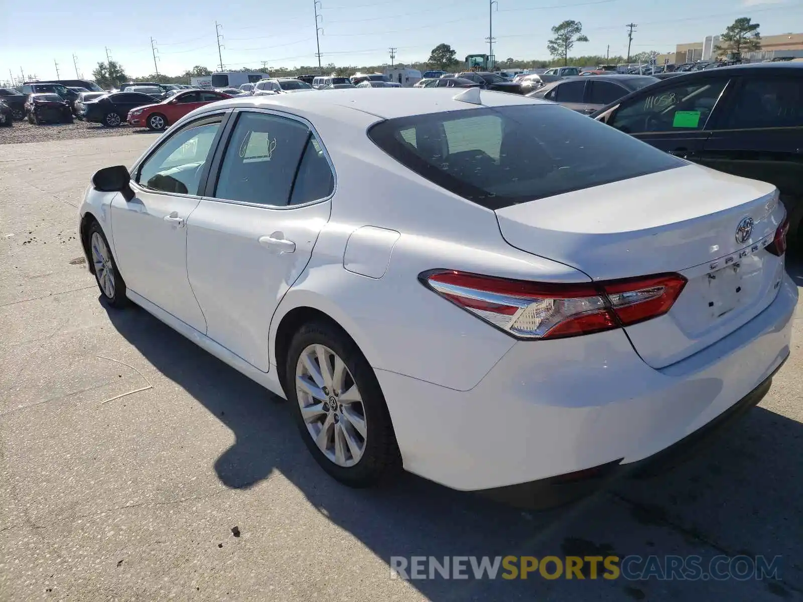 3 Photograph of a damaged car 4T1B11HK8KU774067 TOYOTA CAMRY 2019