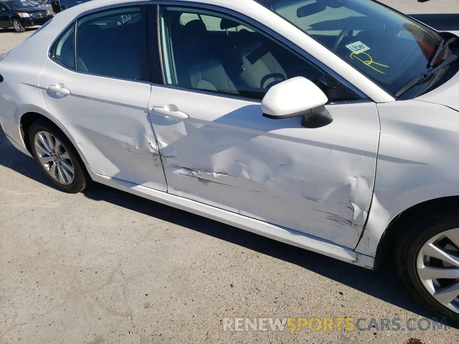 9 Photograph of a damaged car 4T1B11HK8KU774067 TOYOTA CAMRY 2019