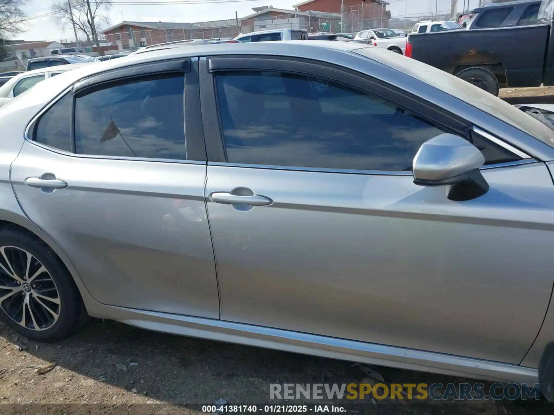 13 Photograph of a damaged car 4T1B11HK8KU775123 TOYOTA CAMRY 2019