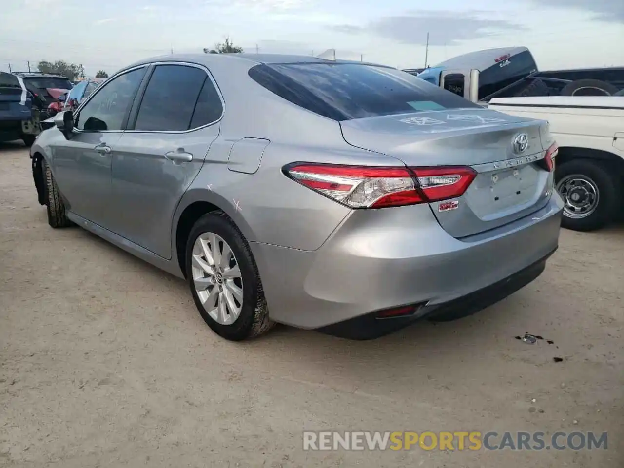 3 Photograph of a damaged car 4T1B11HK8KU778250 TOYOTA CAMRY 2019