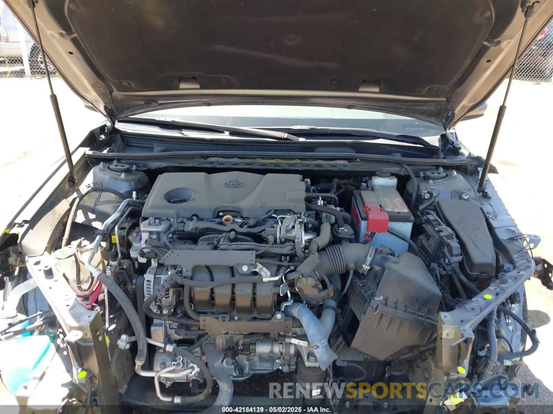 10 Photograph of a damaged car 4T1B11HK8KU780550 TOYOTA CAMRY 2019