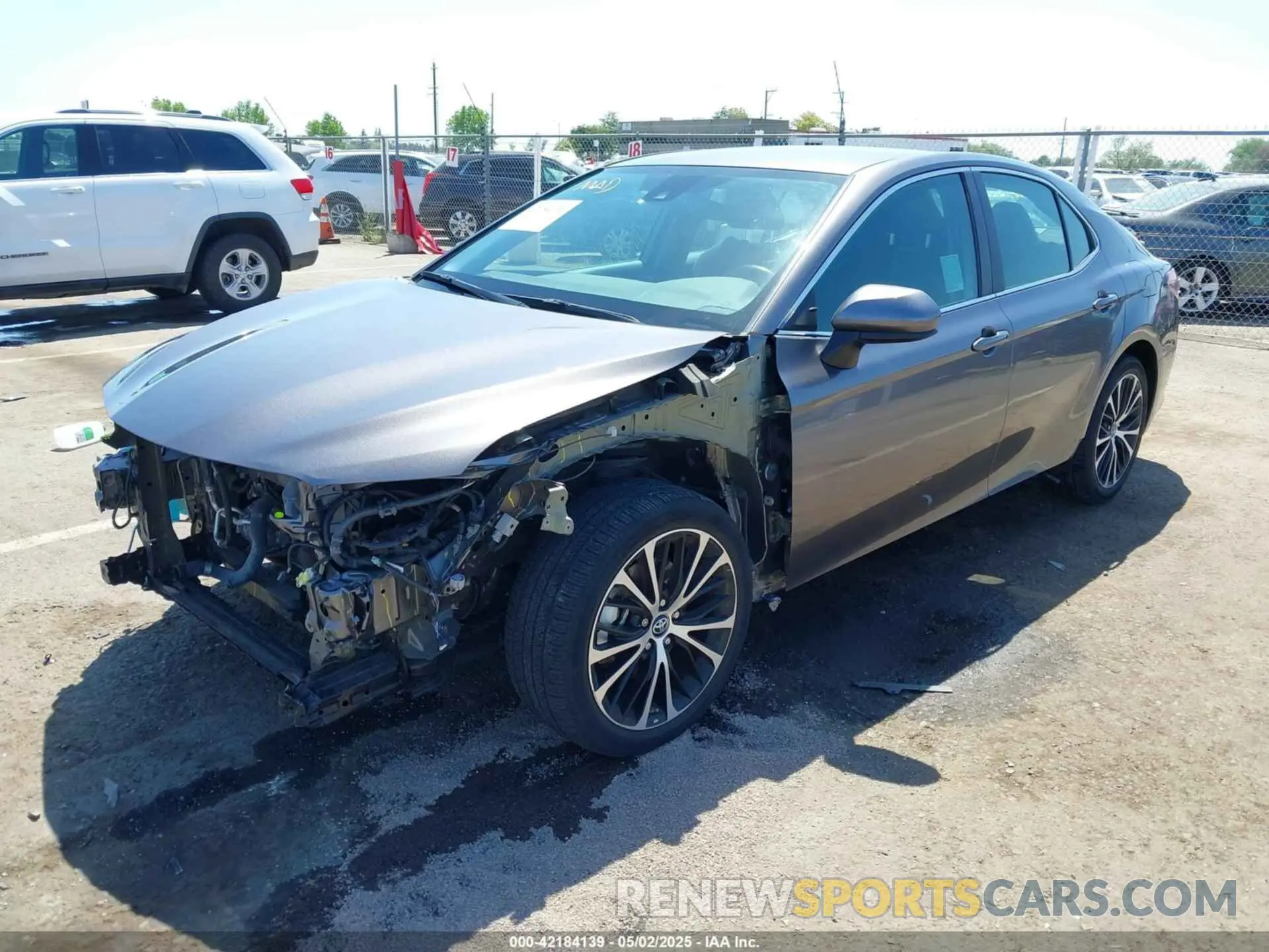 2 Photograph of a damaged car 4T1B11HK8KU780550 TOYOTA CAMRY 2019