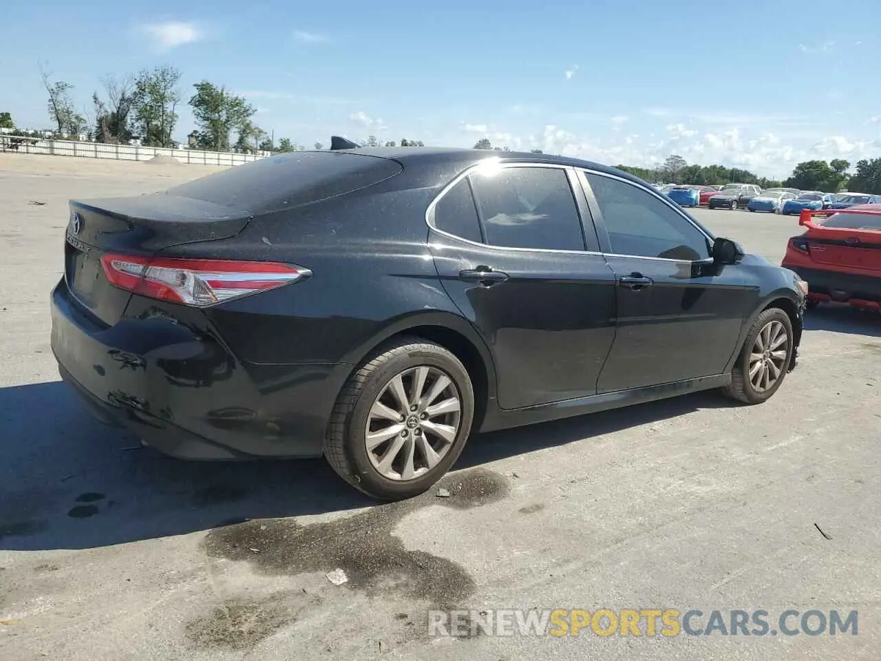 3 Photograph of a damaged car 4T1B11HK8KU786641 TOYOTA CAMRY 2019