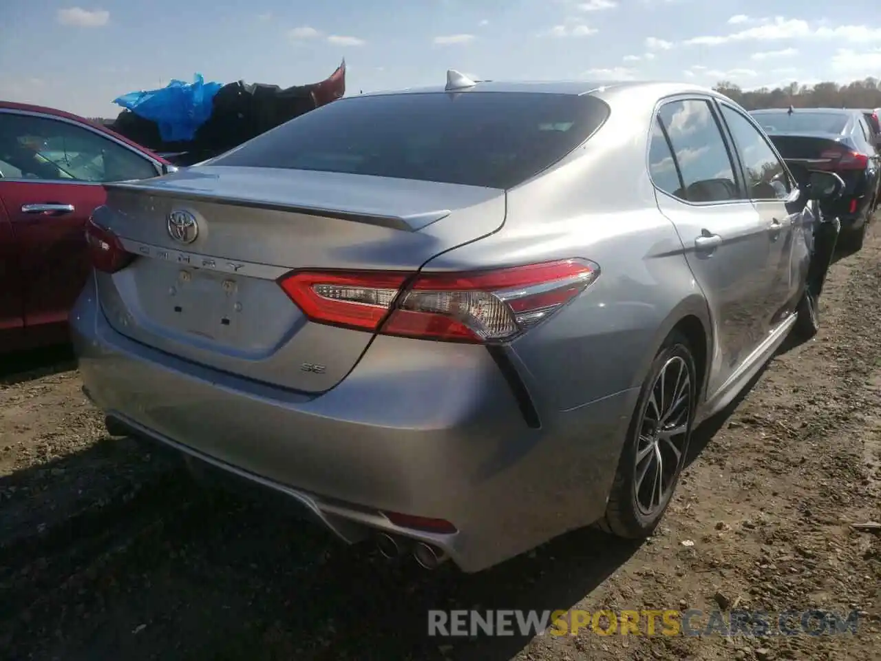 4 Photograph of a damaged car 4T1B11HK8KU789622 TOYOTA CAMRY 2019