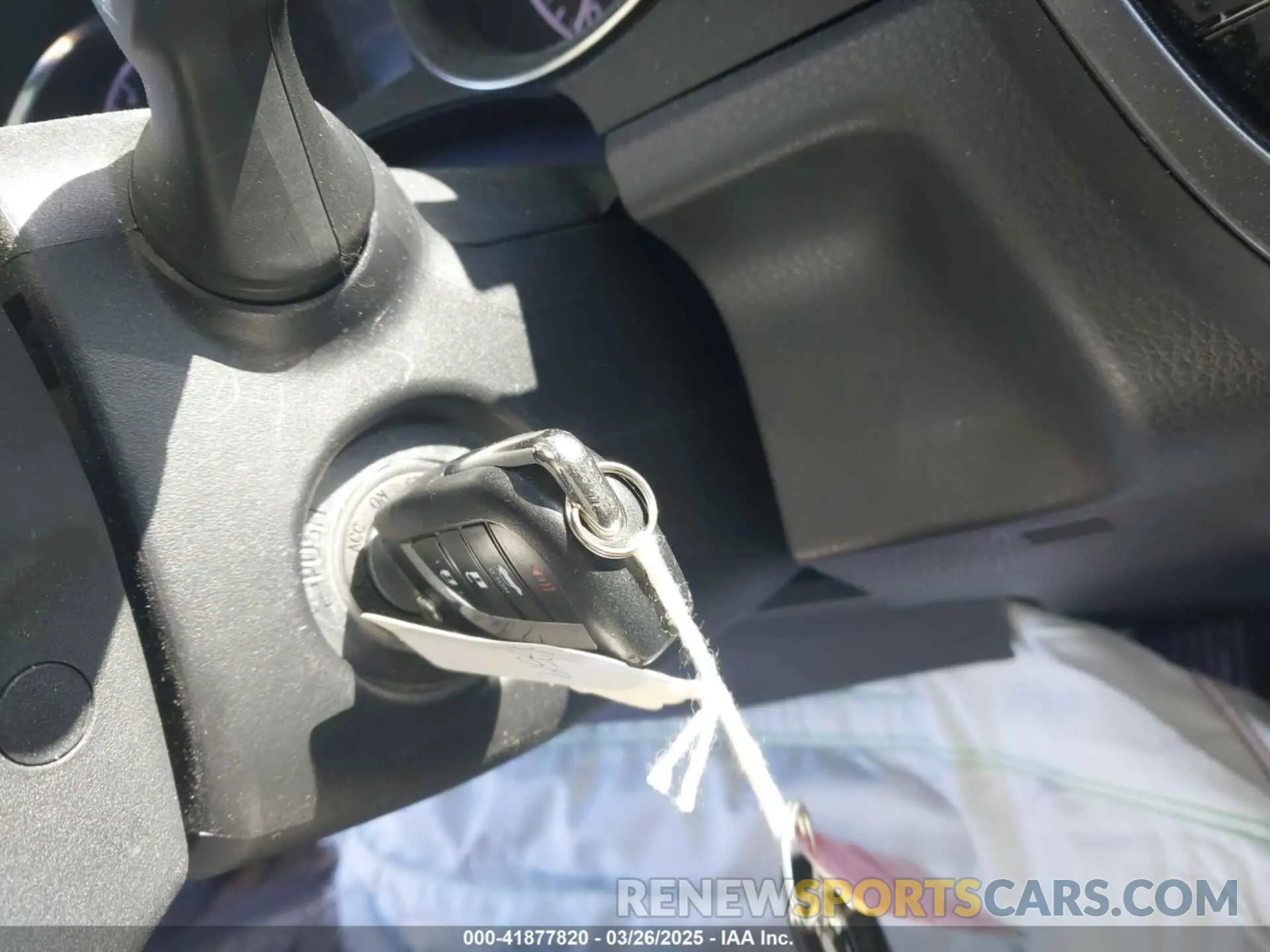 11 Photograph of a damaged car 4T1B11HK8KU792519 TOYOTA CAMRY 2019