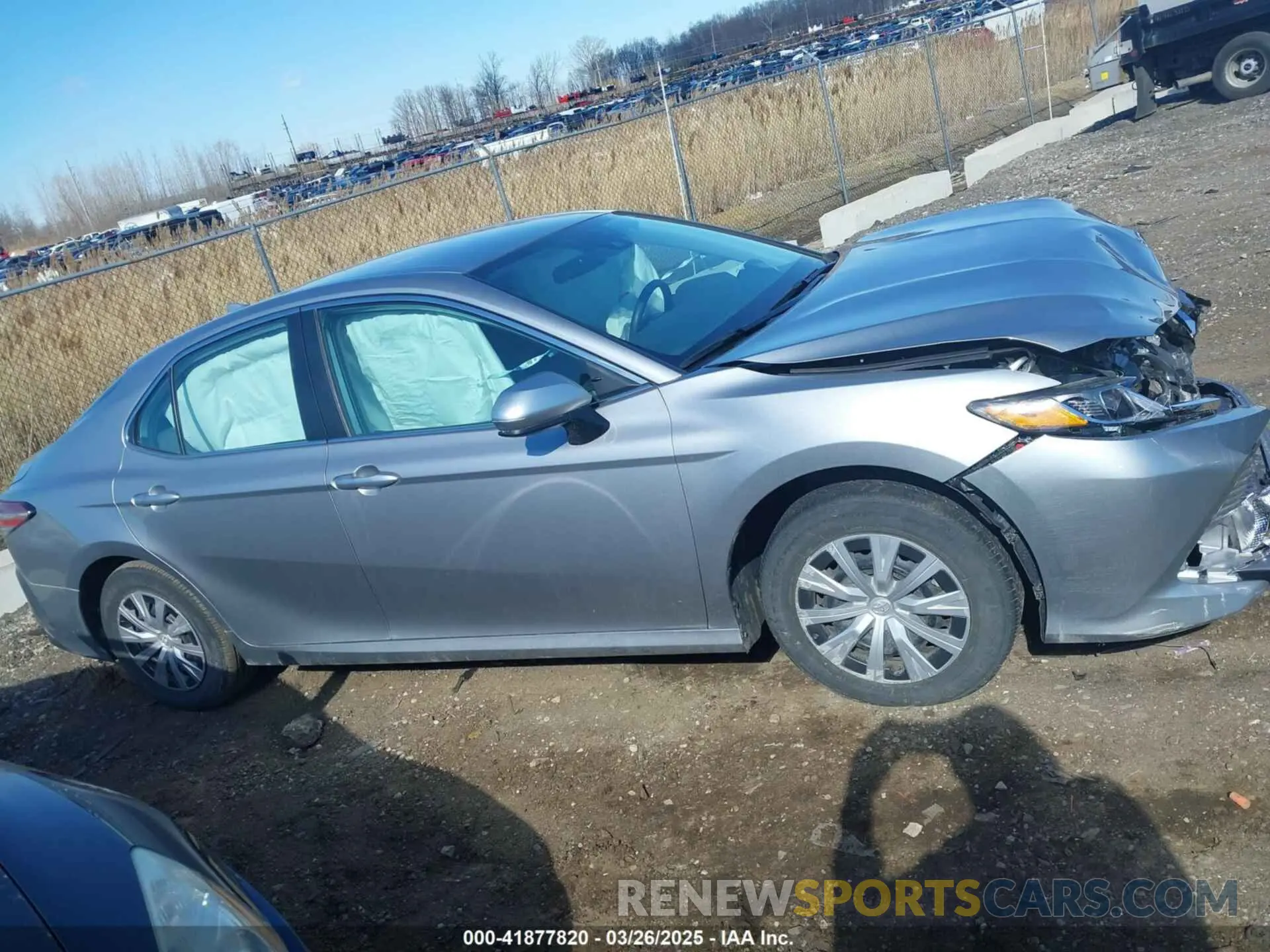 13 Photograph of a damaged car 4T1B11HK8KU792519 TOYOTA CAMRY 2019